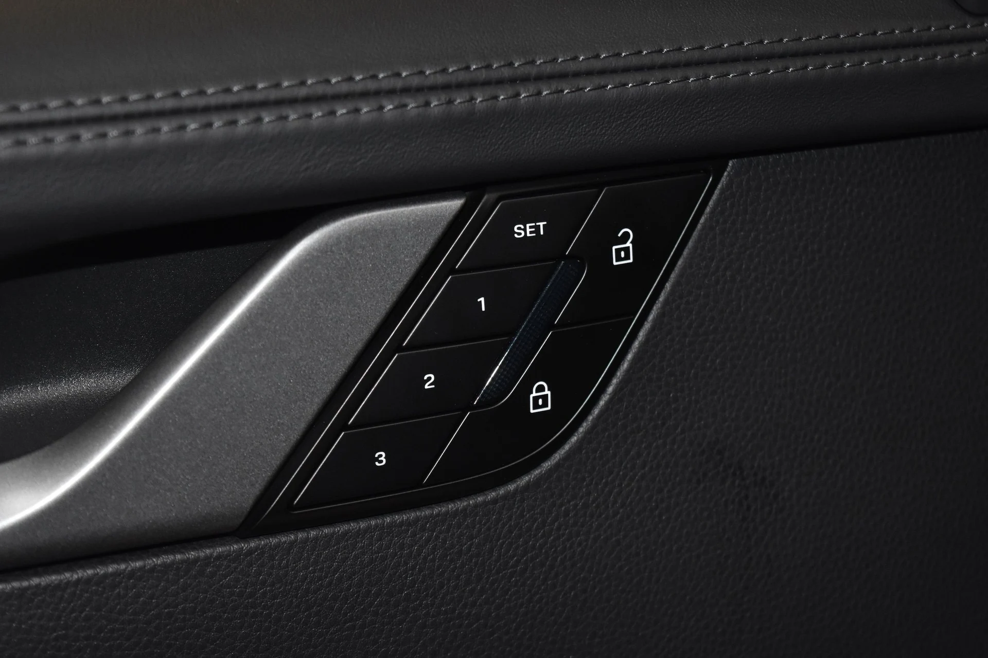 mph006_3944679467_134a93a4221da32cf04e8eb41d0c3ca8x_5e89c4b0cc