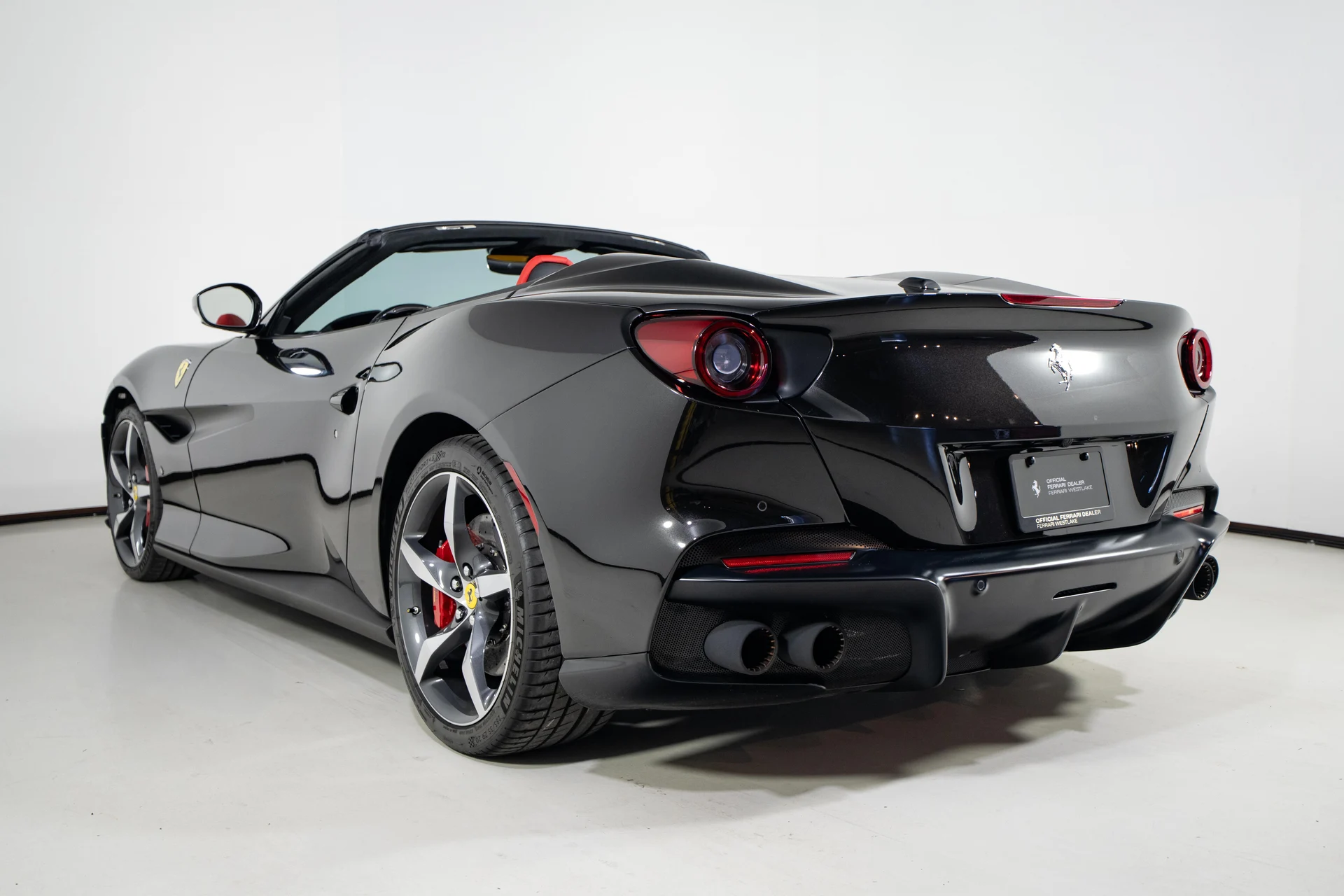 mph006_3949855737_44f5bd712d6404d3e0a1de17a38debdf_b3c94ebe42