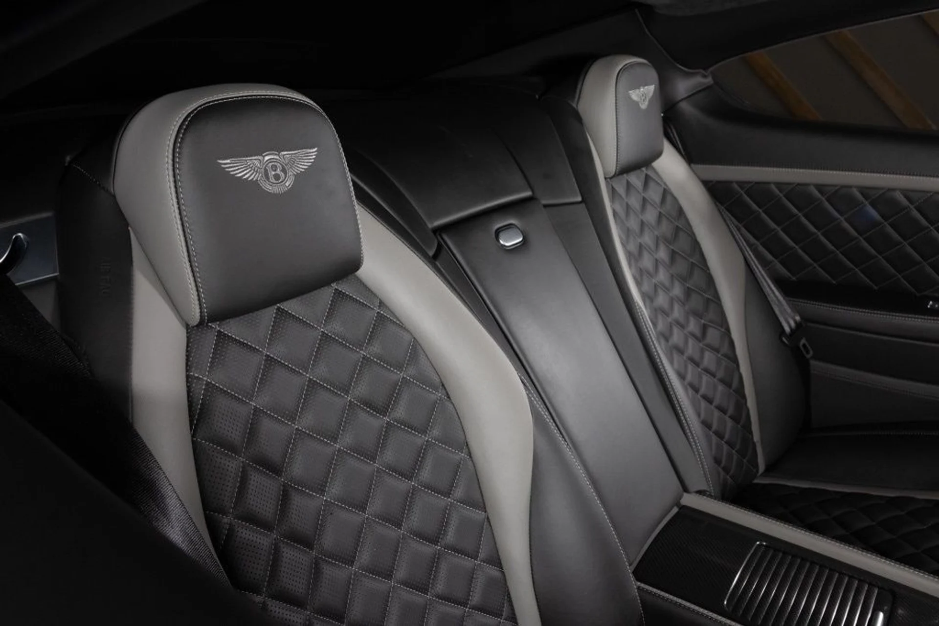 mph006_3954070155_lp2ybh19eqhenpqqq7rd1h4hr8t1_5aad20537b