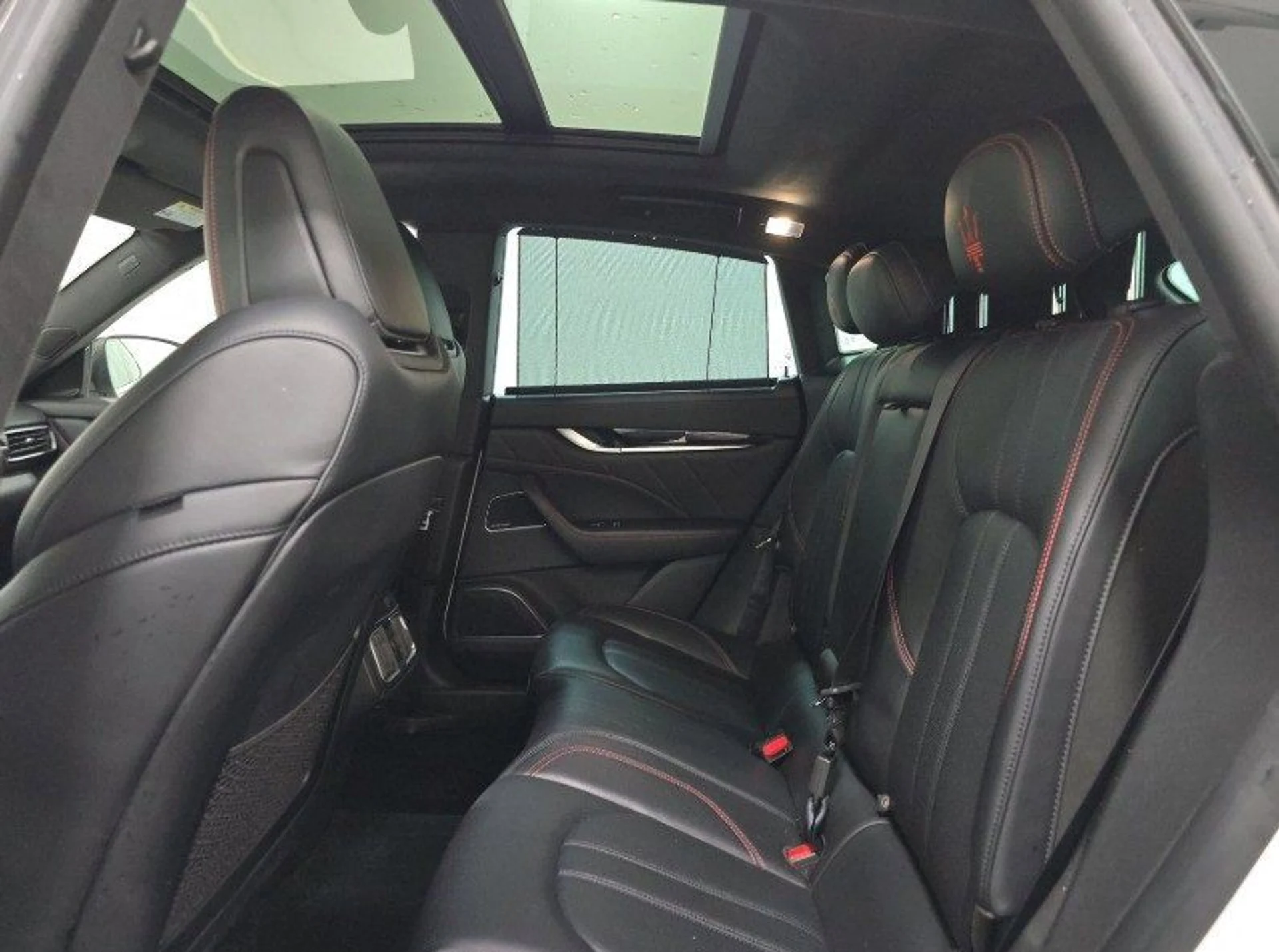 mph006_3958211207_df67a5580eb88b72e520e495fe204ffex_b511dd2dc0