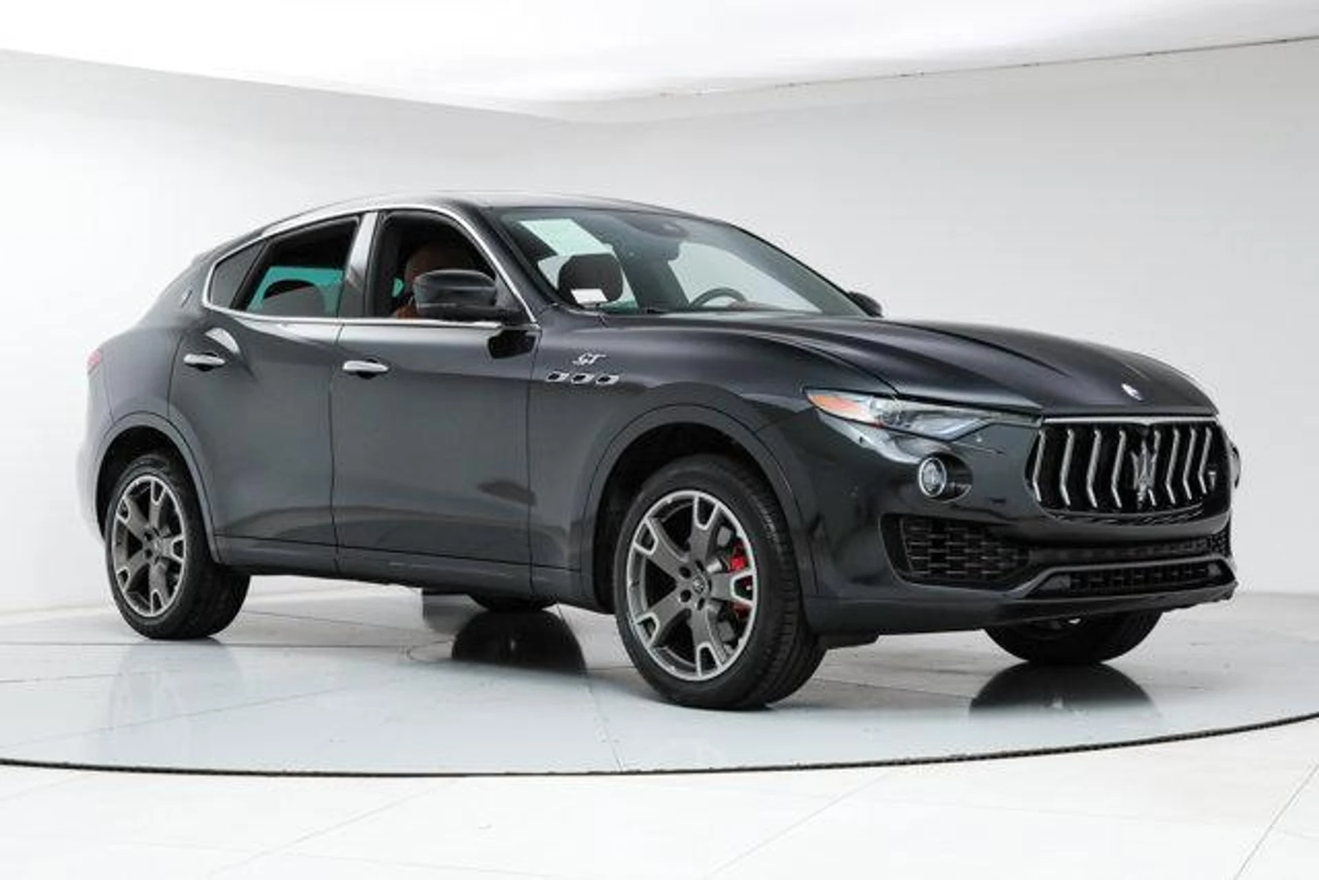 mph006_3962222770_3_M_Ln_zqvxa_B_We_H4_I_Cs5_OS_7_X0mc_Q_57efd89ad6