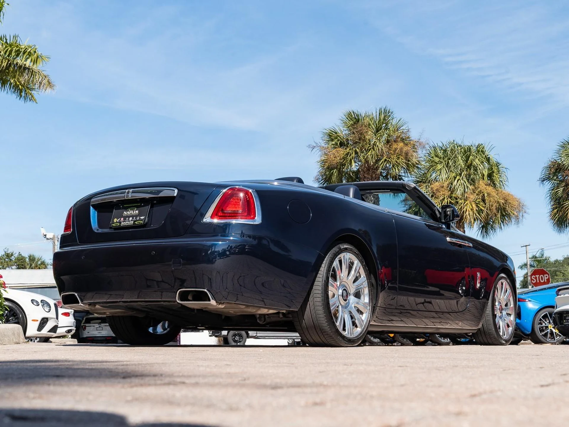 mph006_3965169153_Used_2018_Rolls_Royce_Dawn_Convertible_1764360425_cbb0133417