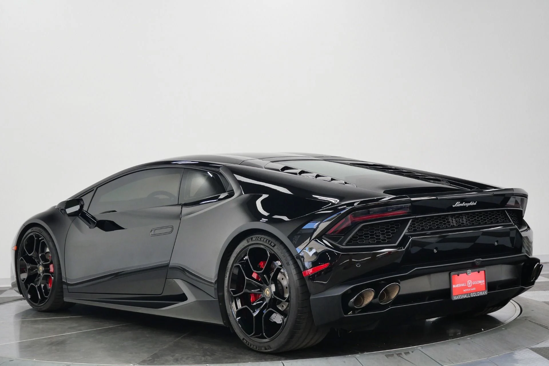 mph006_3968227679_Used_2019_Lamborghini_Huracan_LP_580_2_Q_Citura_Interior_Giano_Wheels_571_HP_V10_1786034100_eac03bd10f