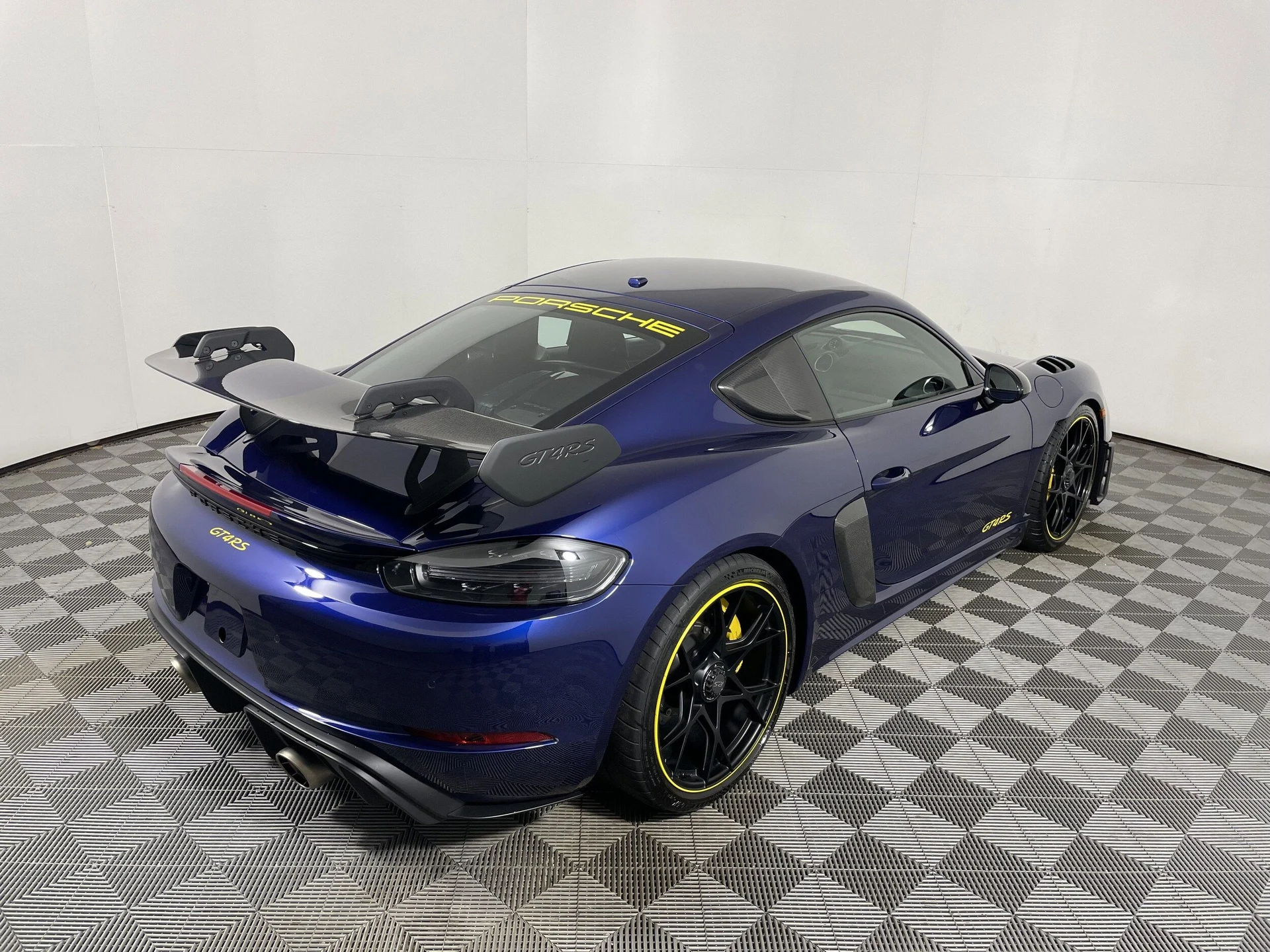 mph006_3978359481_db898dbe02ec6865b091afc322bb338ax_e8543dab73