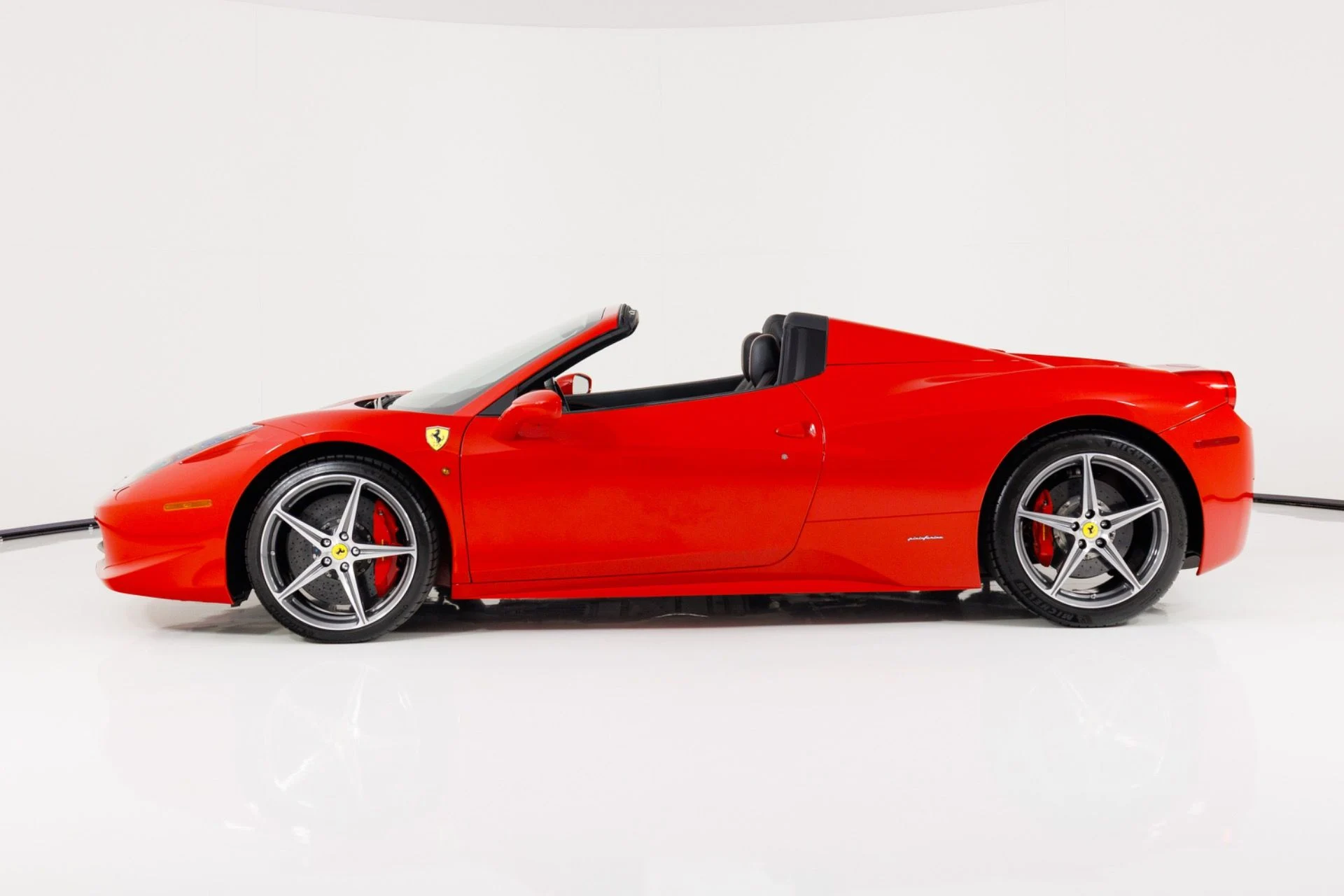 mph006_3985799436_Used_2013_Ferrari_458_Spider_1790709069_855c0ff222