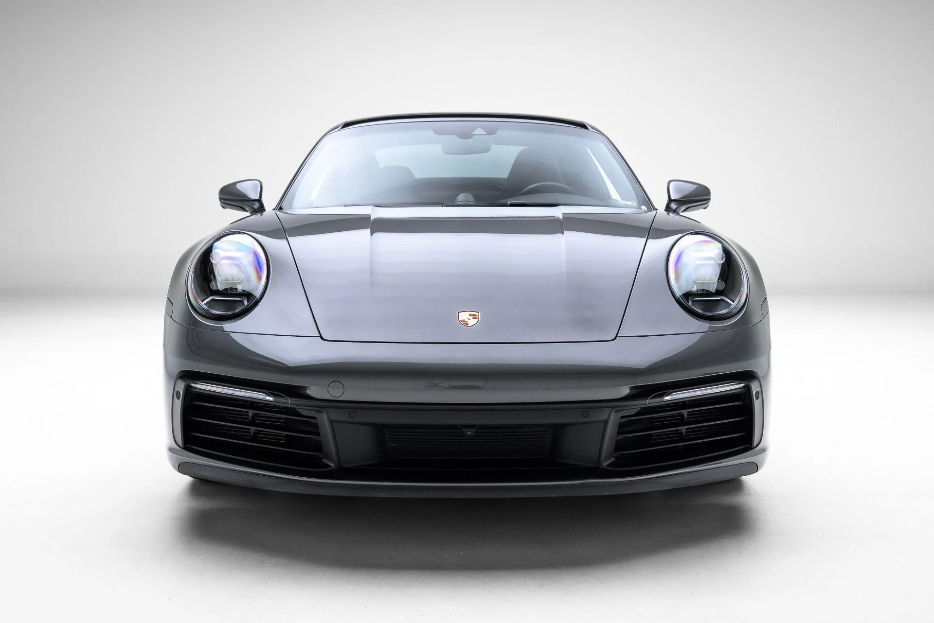 mph006_3988888902_Used_2020_Porsche_911_Carrera_1775067552_617bc9f769