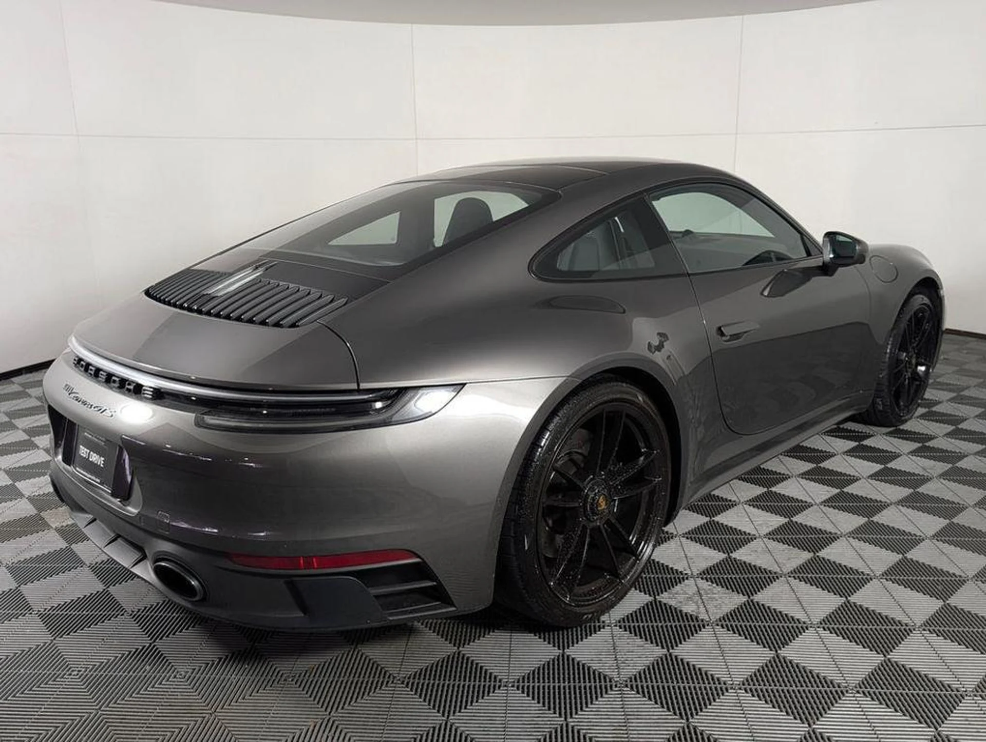 mph006_3989385147_H9_Put9ewp_Nd9g_Eloy_BKL_Ua_P5_G5_E_ed3ef5f4ad