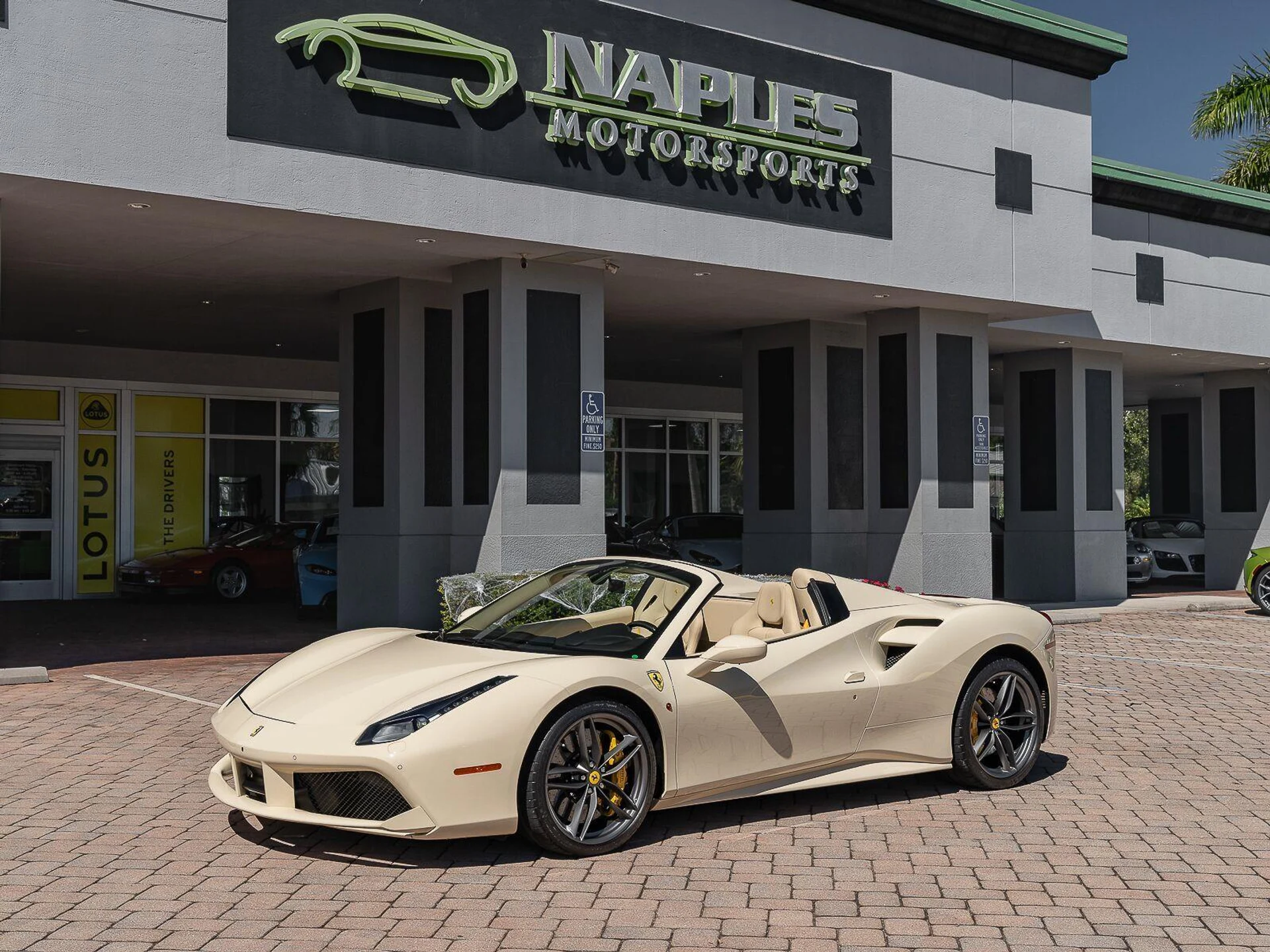 mph006_3991089503_Used_2016_ferrari_488_Spider_2dr_Conv_1785783809_a924ac7fbd