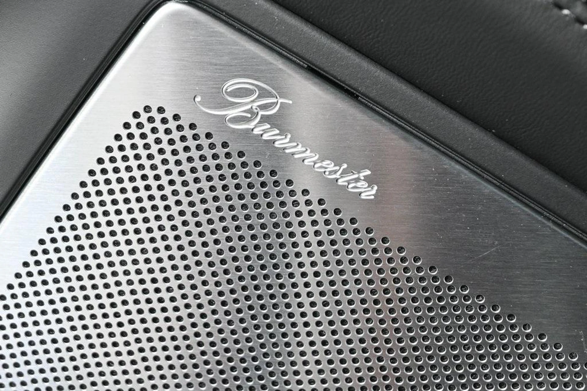 mph006_3998298538_k7ixx_E9ng9_J_Fv_QL_riq9awp22_UE_e72b5d9baa