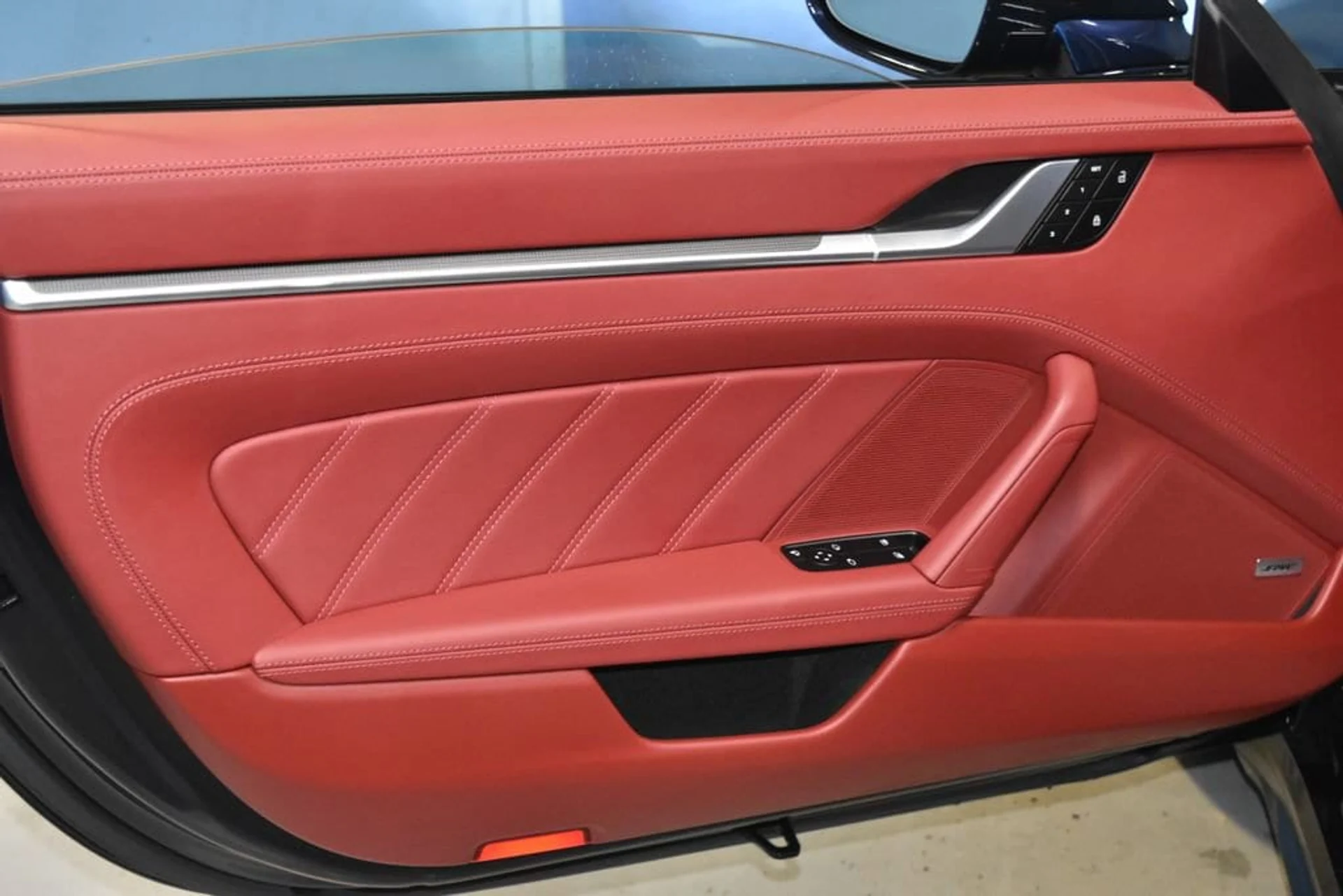 mph006_4003453580_8e8206a2b99b78864e8449ab3e6b11c4x_dd2c1d9a75