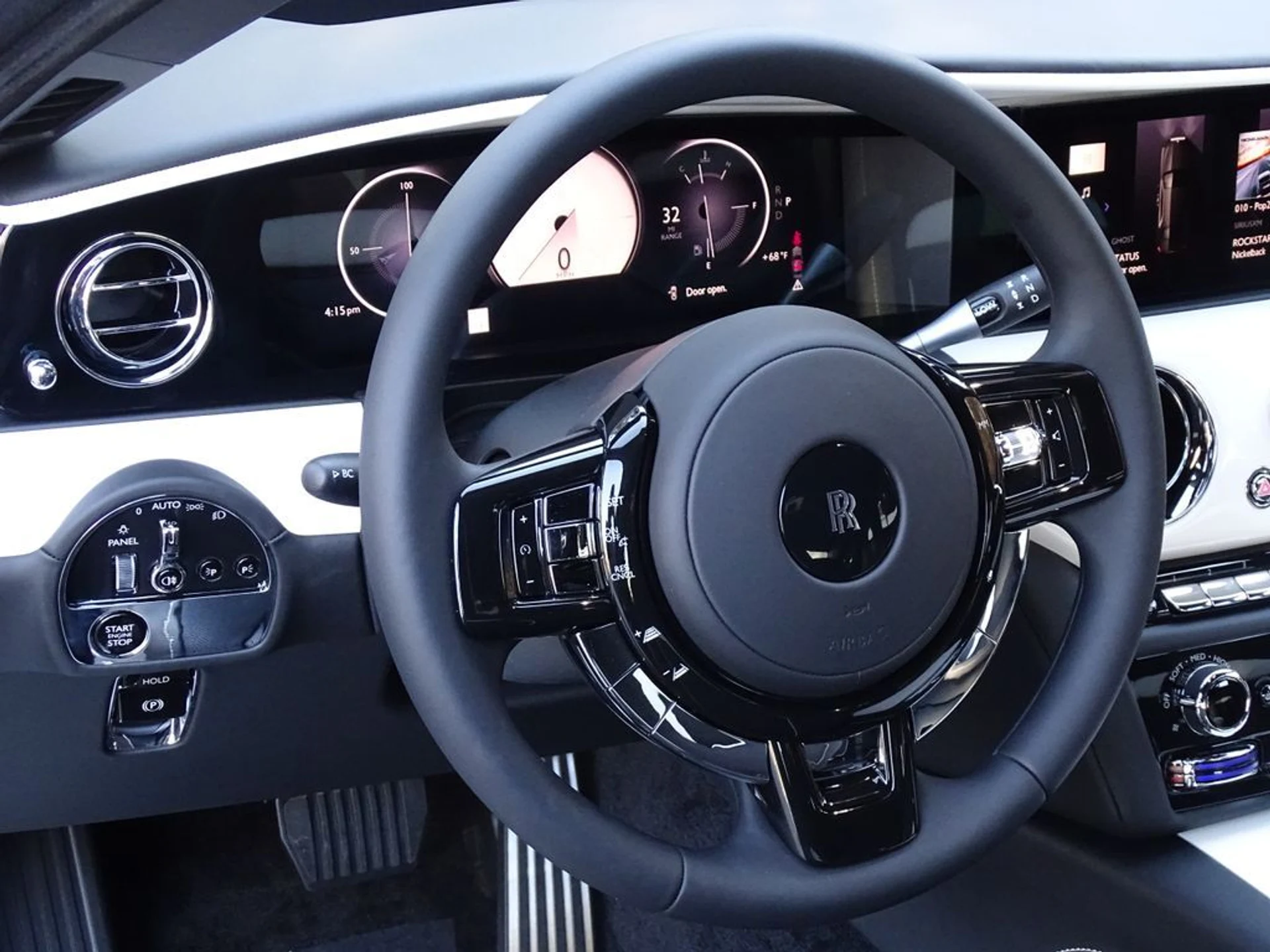 mph006_4003462419_24d2fdebb96475de48daddc75d63f2bfx_2abe65691e