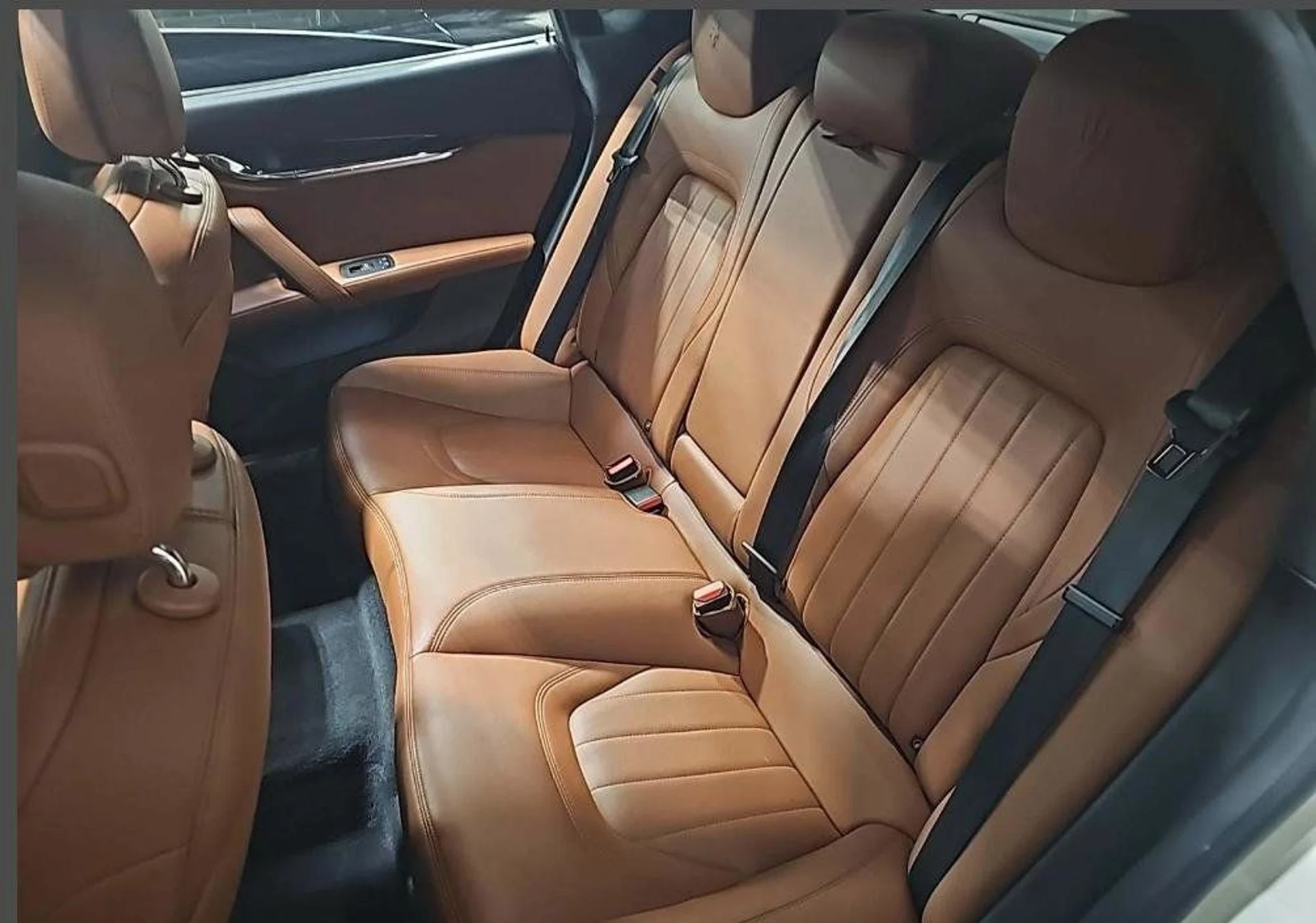 mph006_4003592243_bce52332f2b64e8f9b0c3a6f88e4922a_610d47b3ca