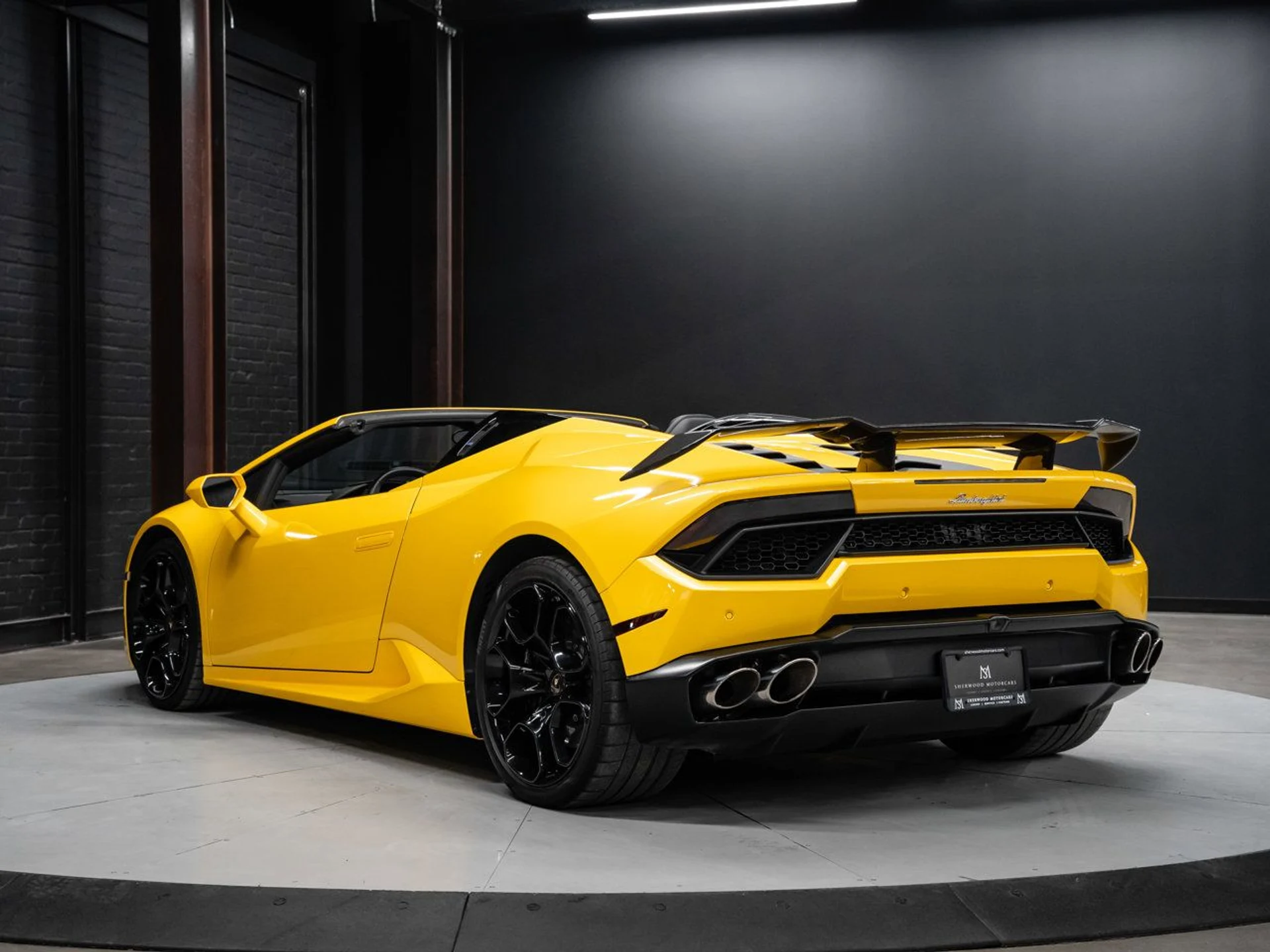 mph006_4008848504_lamborghini_huracan_2017_50a44d211c