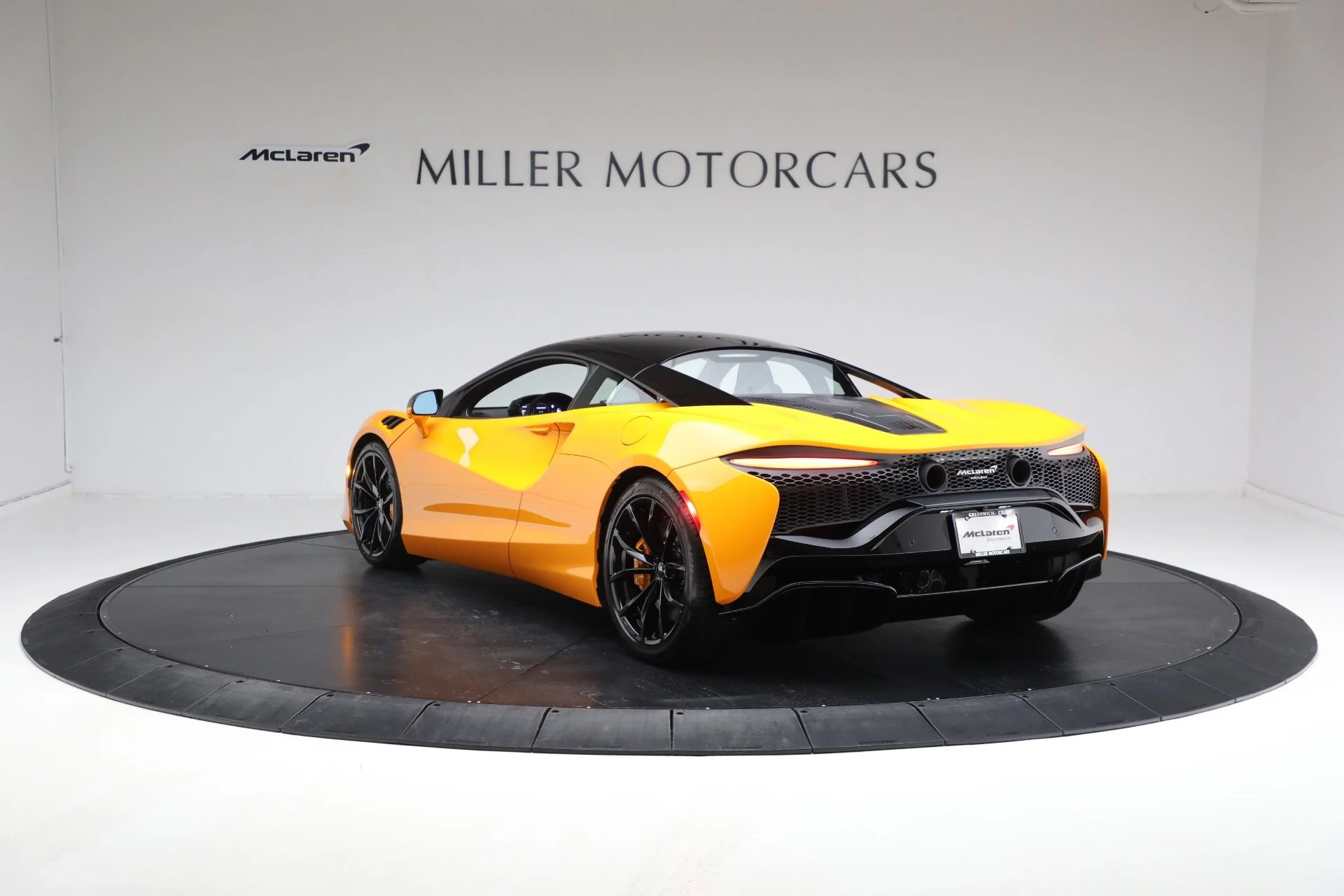 mph006_4014037971_Used_2024_Mc_Laren_Artura_Performance_027b8dac3a