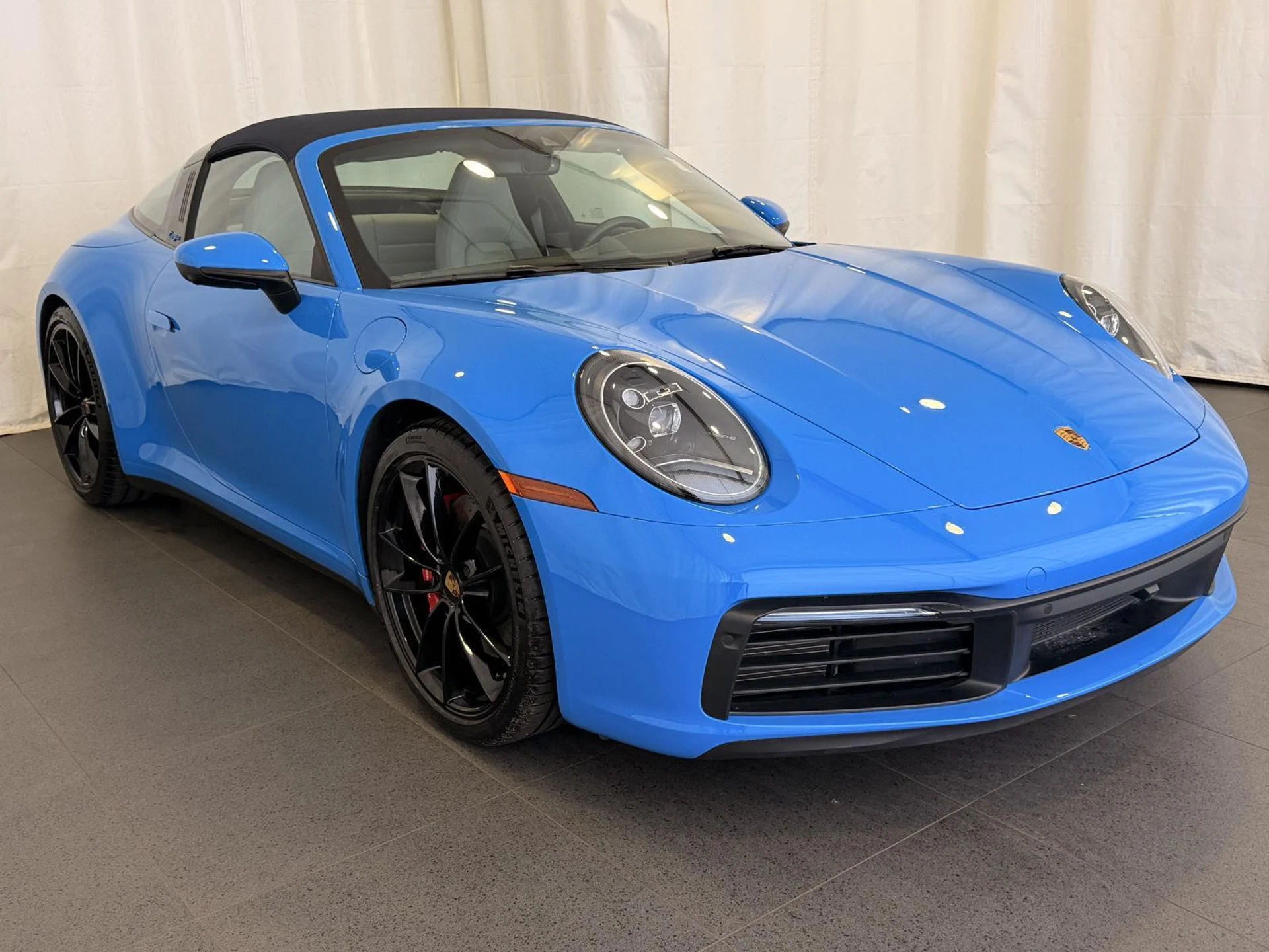 mph006_4023238481_3b9efd01f10306be078f8e1264231696x_3f22cc5fca