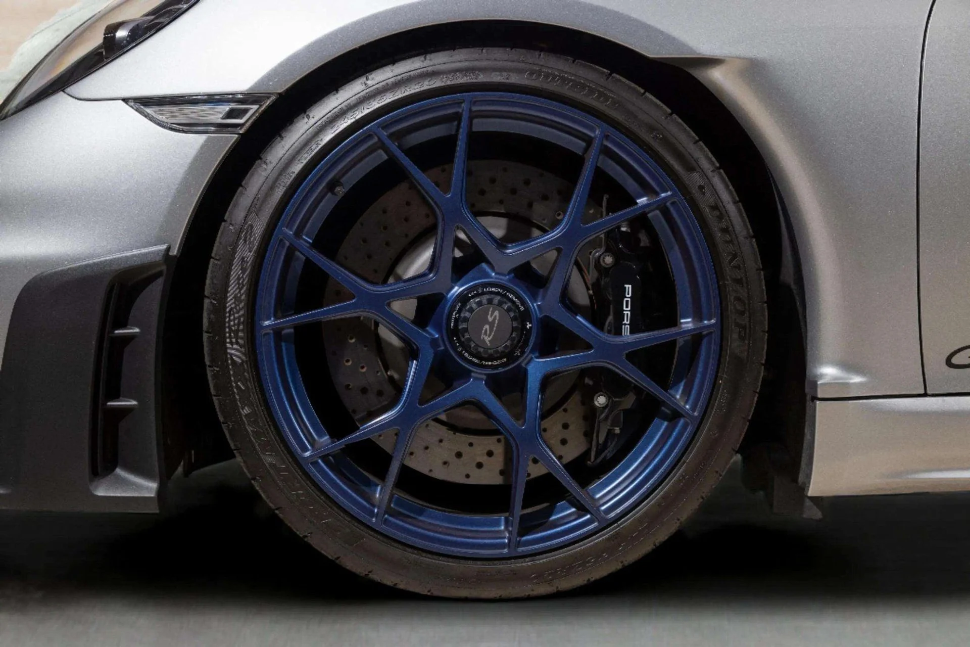 mph006_4040997570_image_7_e579240534