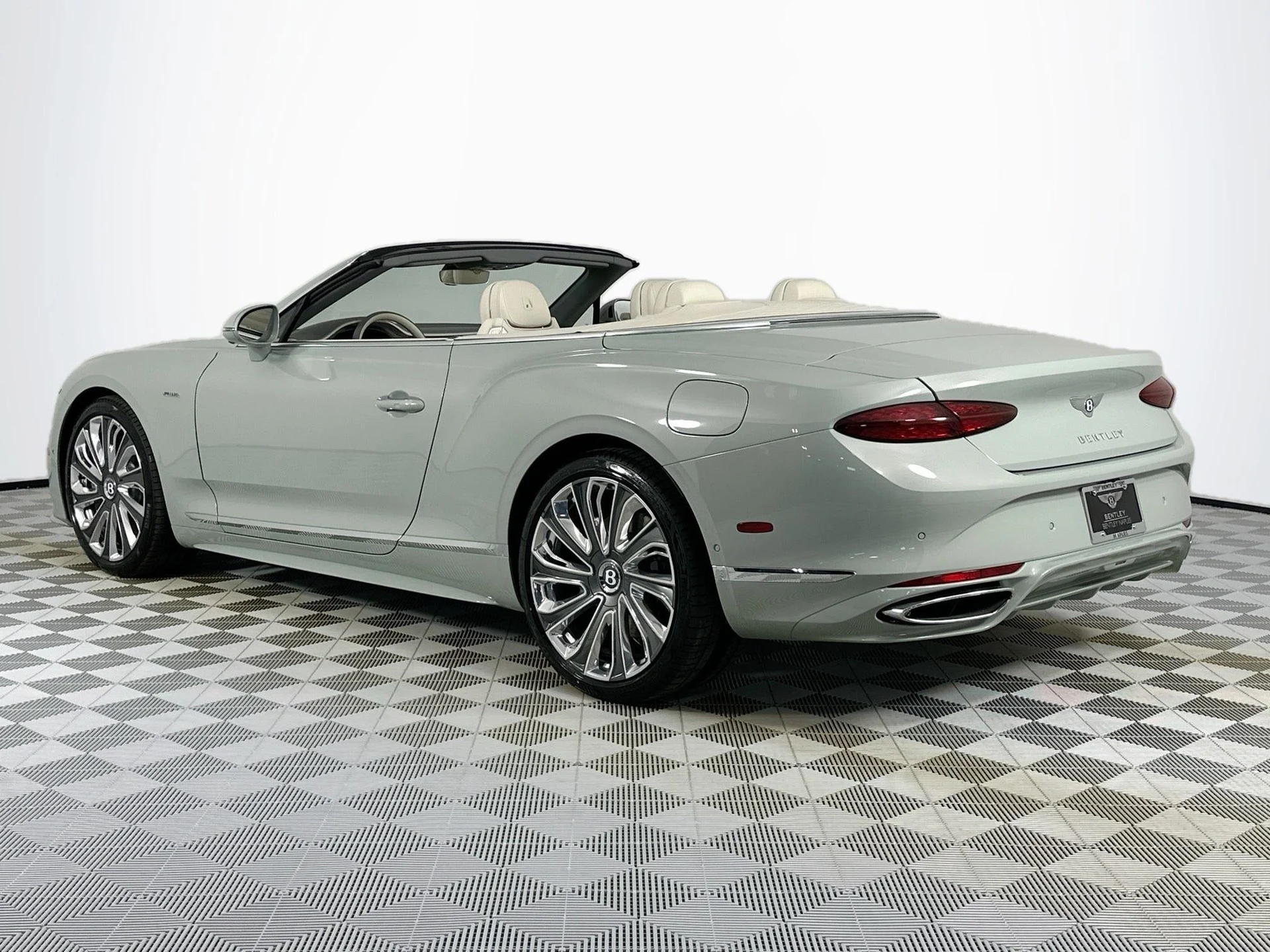 mph006_4060856219_7_a350b6fc12