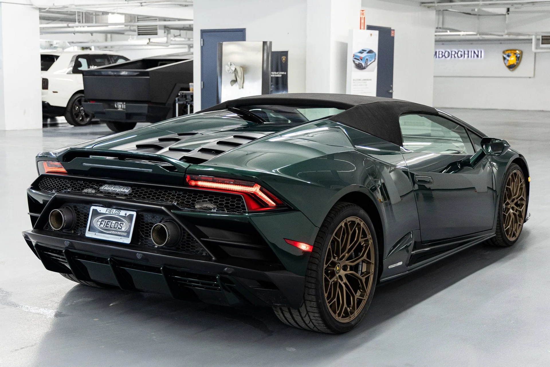 mph006_4061537822_61adab6807b464425a6c0938fba05c14x_16d642570b