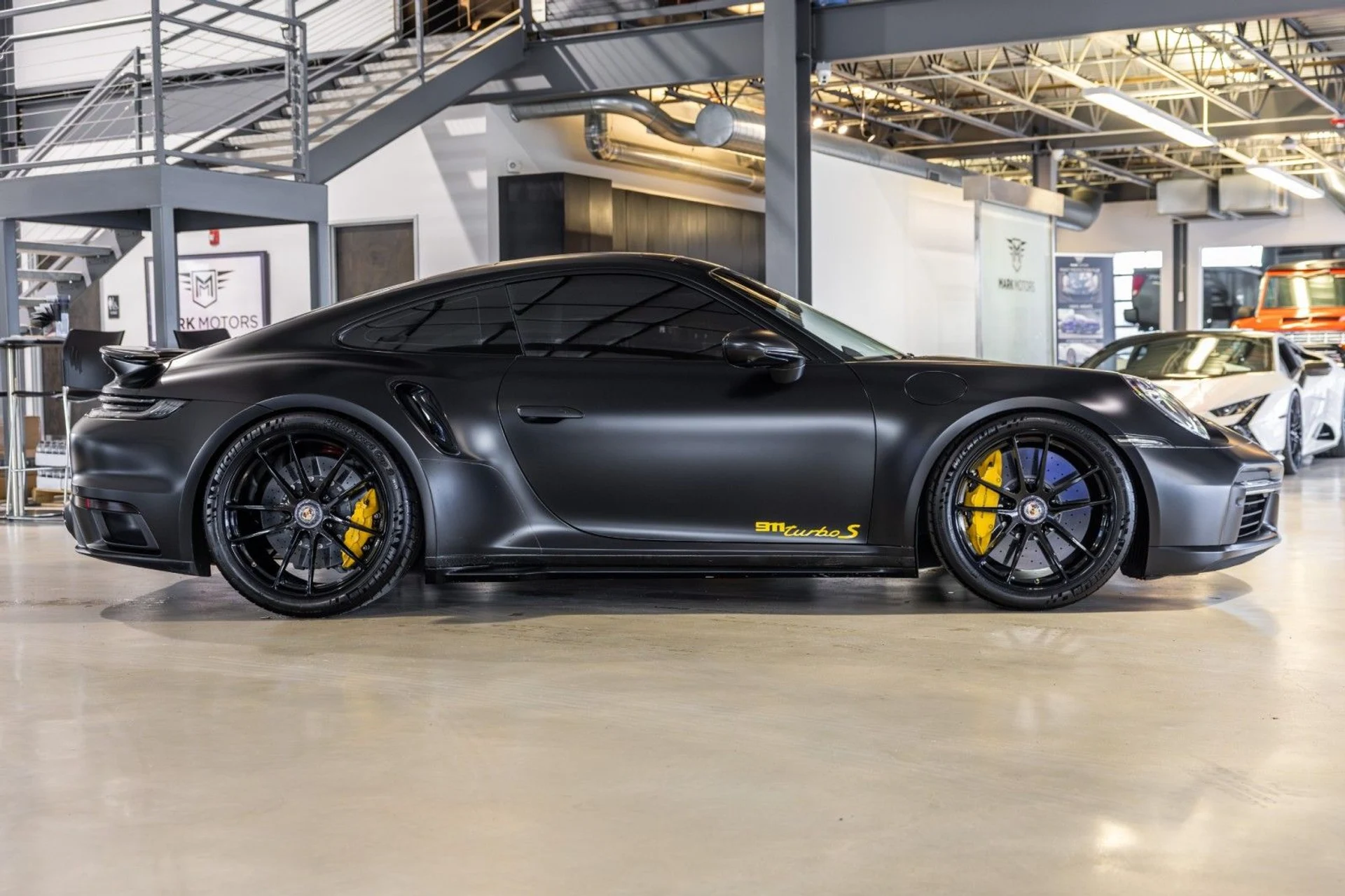 mph006_4066054033_Bw_68bc0d249c