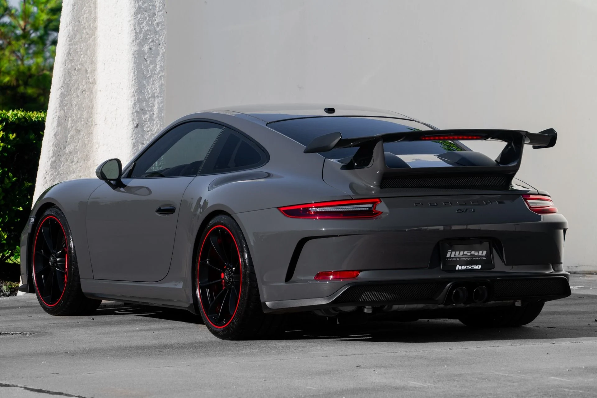 mph006_4072649913_Used_2018_Porsche_911_GT_3_1755272509_a6fa99815a