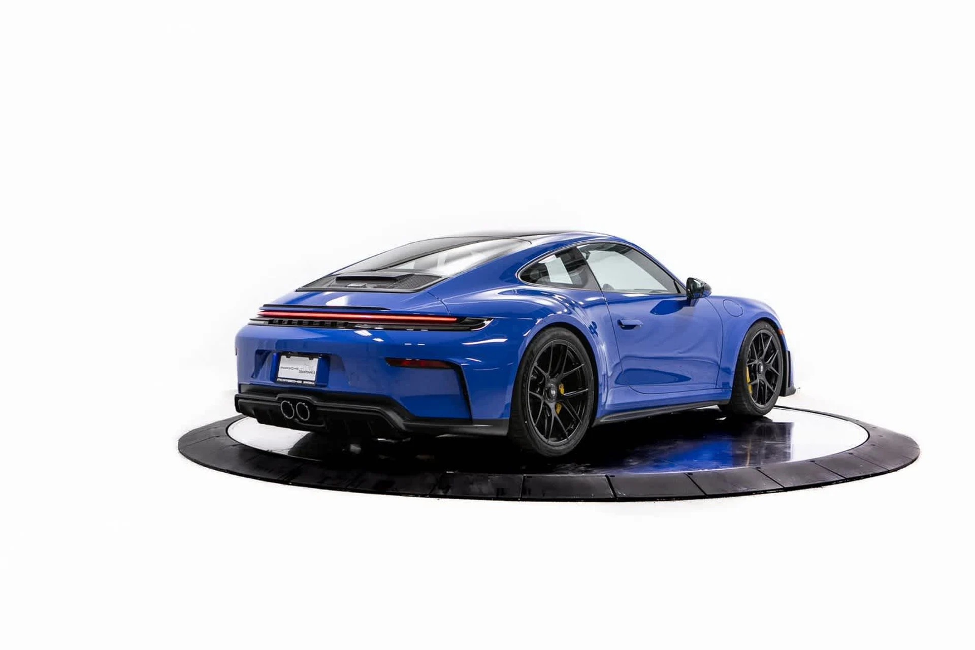 mph006_407367685_1aaf0273659702964101ef6d6b26e320x_ecdd796748