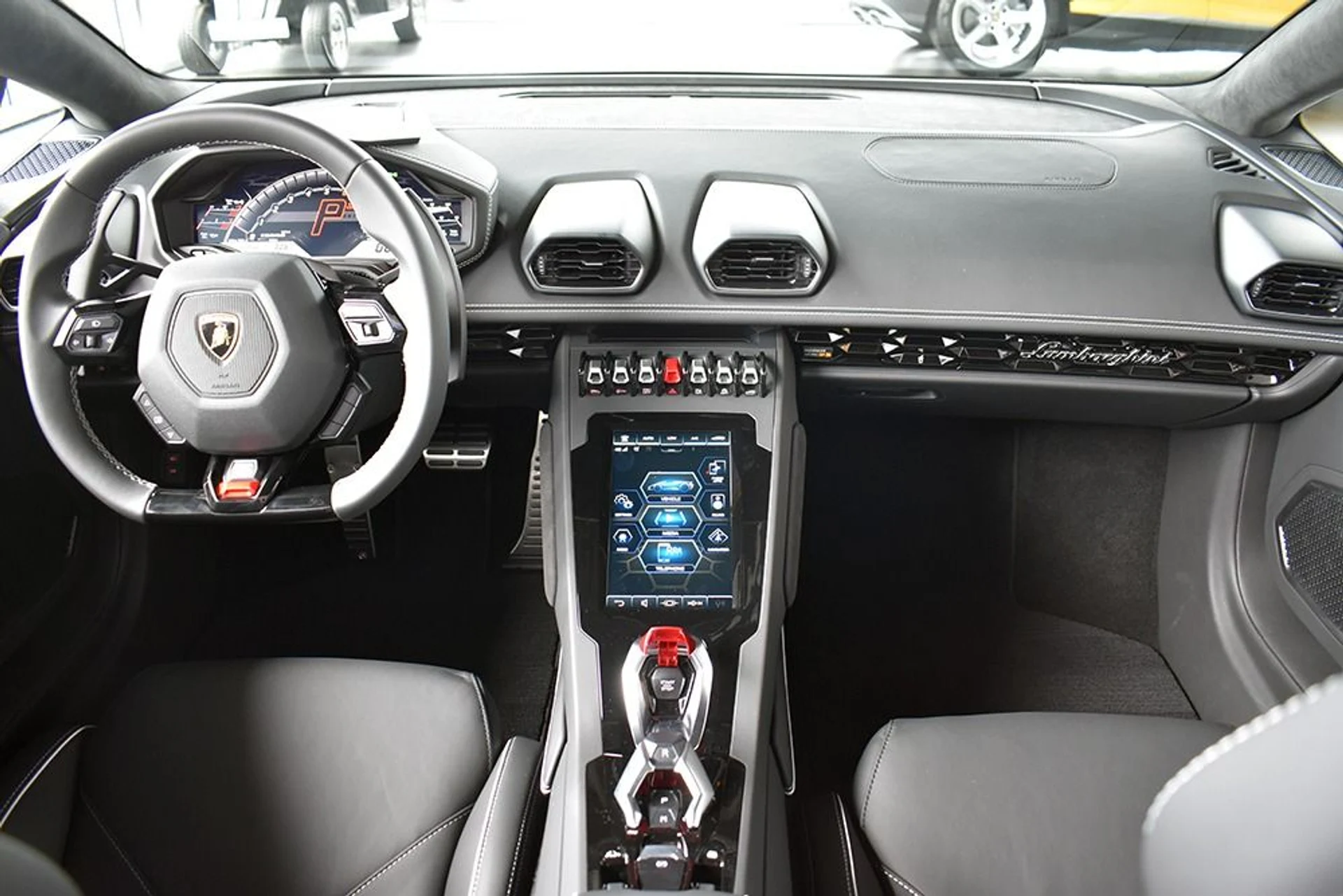 mph006_4077646771_Used_2020_Lamborghini_Huracan_EVO_RWD_Spyder_1791233951_13c41febdb