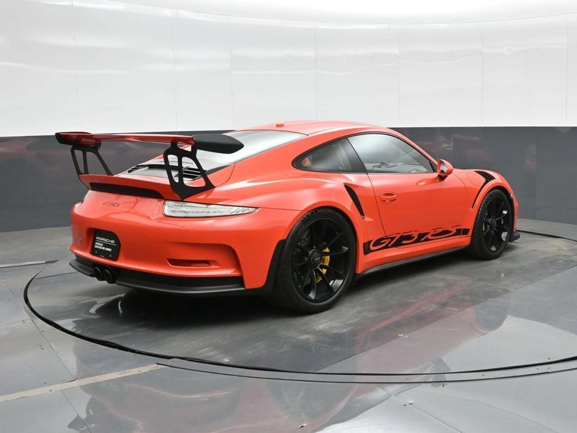 mph006_4085130253_qn_clii7d_z_GJ_Sk26h2o0_q_ET_Dc_fd37d9474e