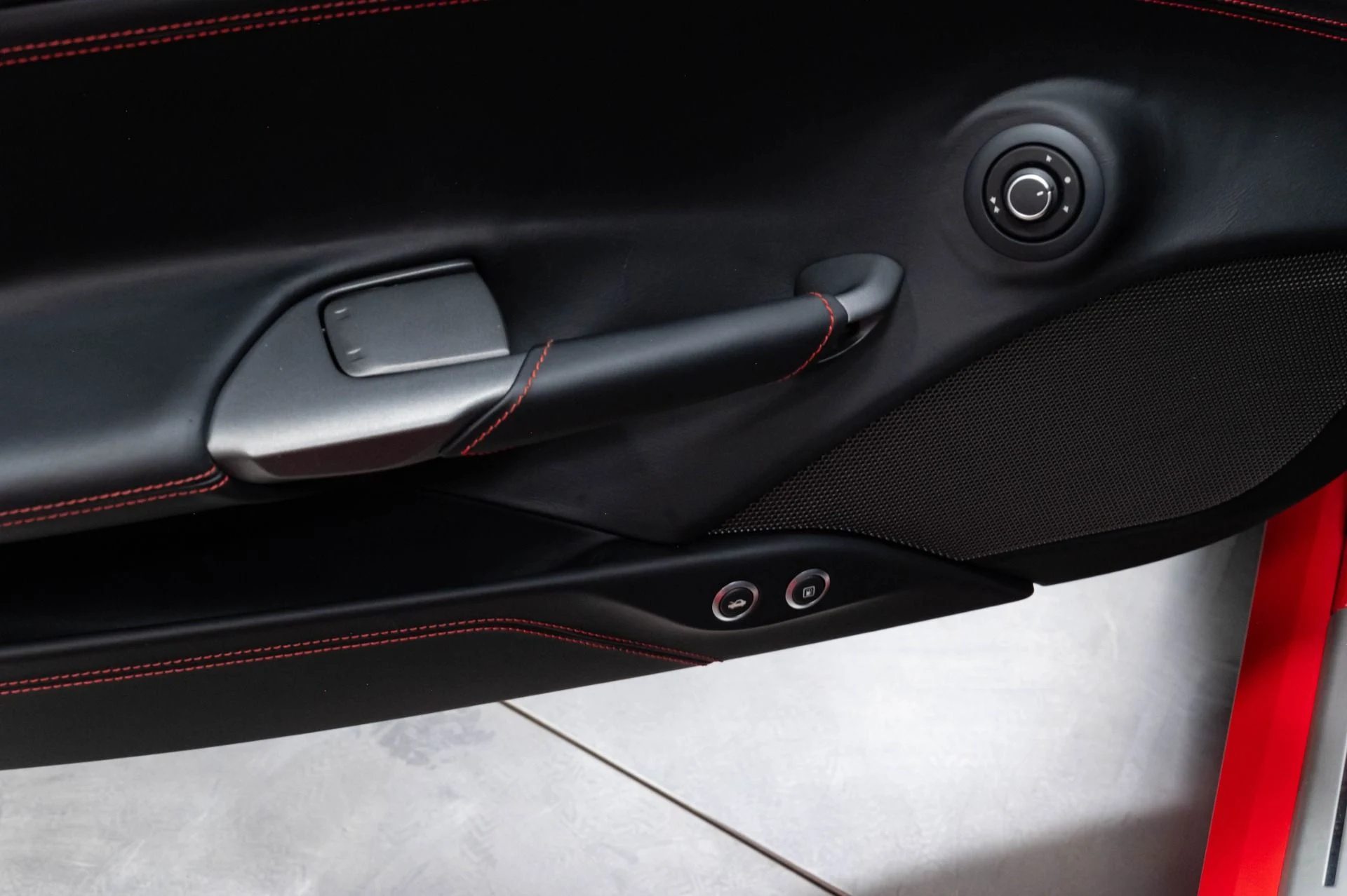 mph006_40895952_Used_2018_Ferrari_488_GTB_1785189078_fd75bba2e9