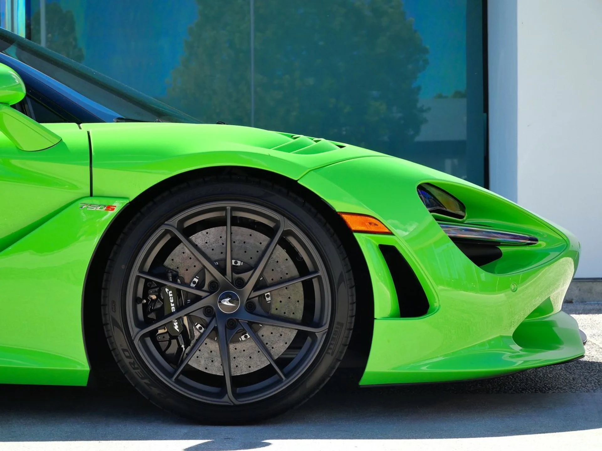 mph006_4089993541_f0b9f63bcf7cb72e11504b6b1c8b4c4bx_d2928f0fa7