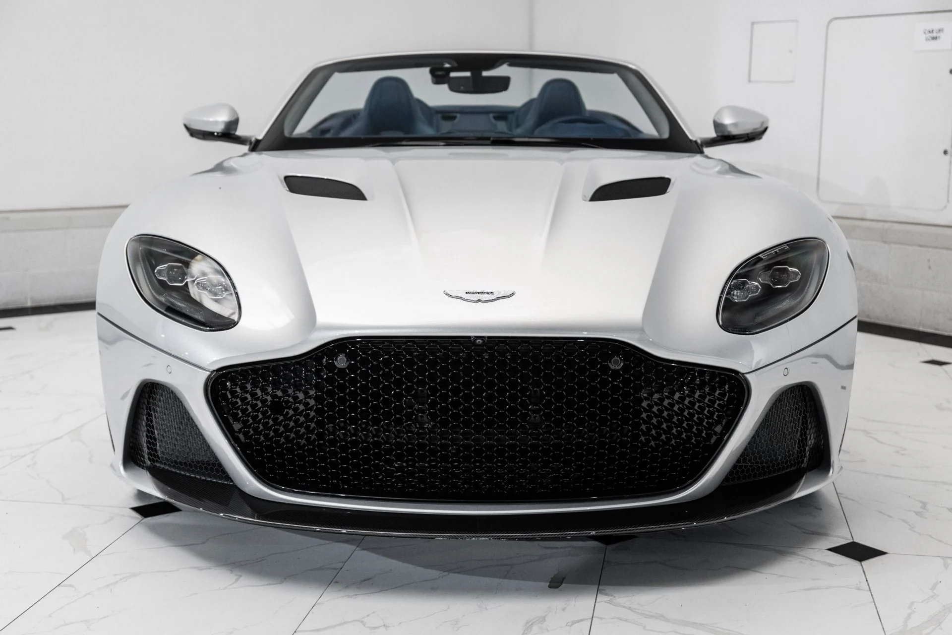 mph006_4095234244_Used_2020_Aston_Martin_DBS_Superleggera_1753546861_816d2bc05a