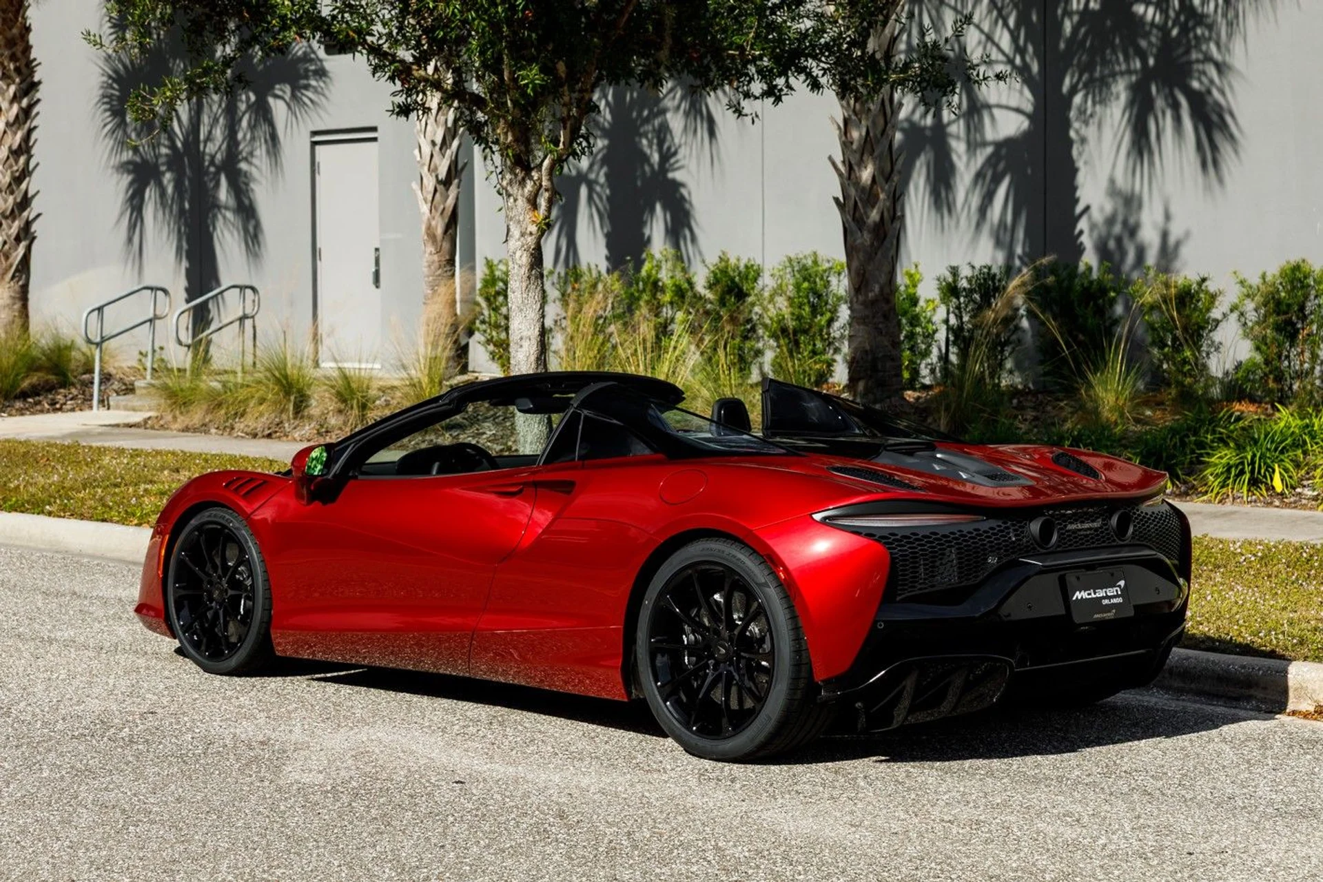 mph006_4103773321_635_p7_l_63829017c8