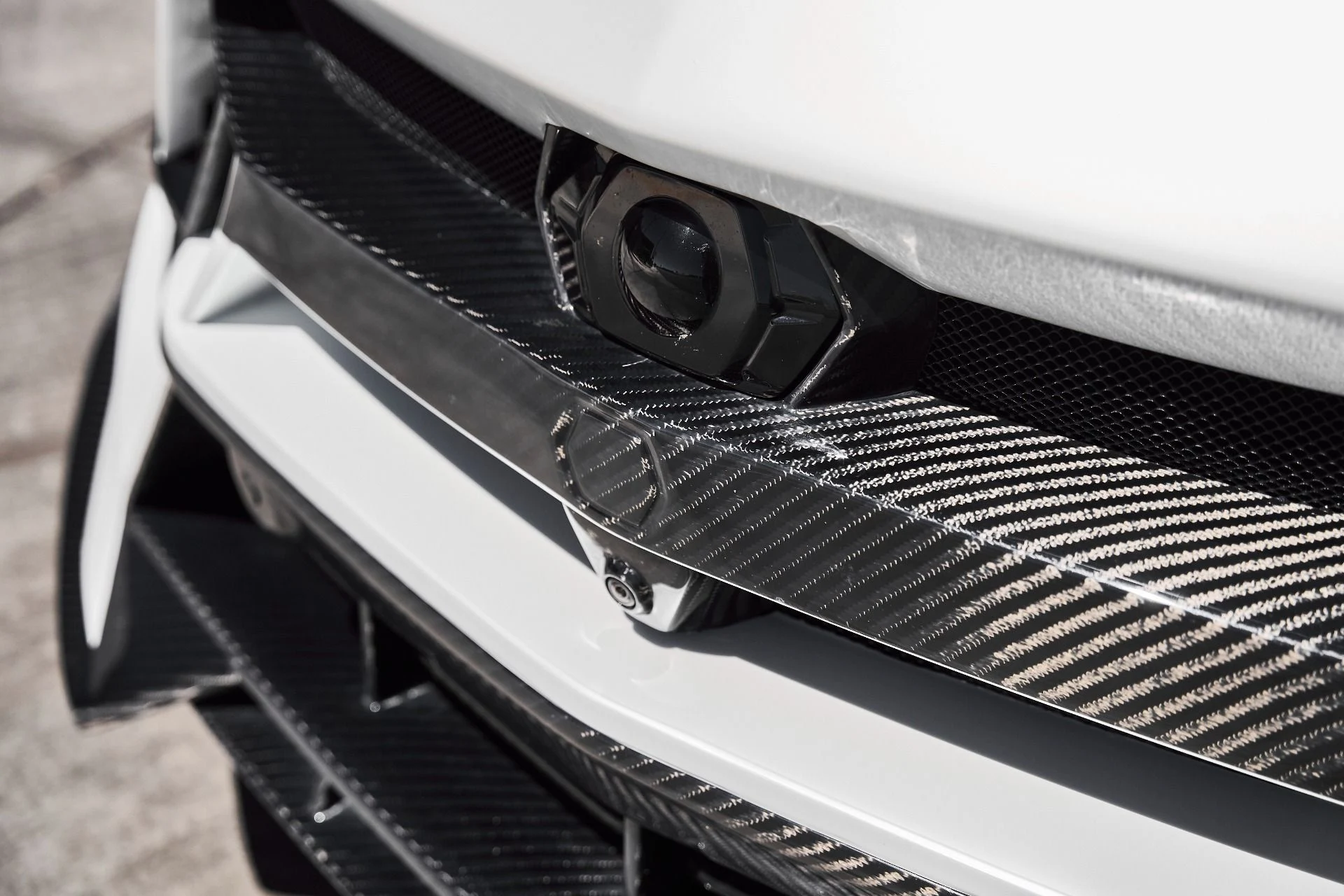 mph006_410546229_Used_2019_Lamborghini_Urus_Base_1776301812_37cc7c34d9