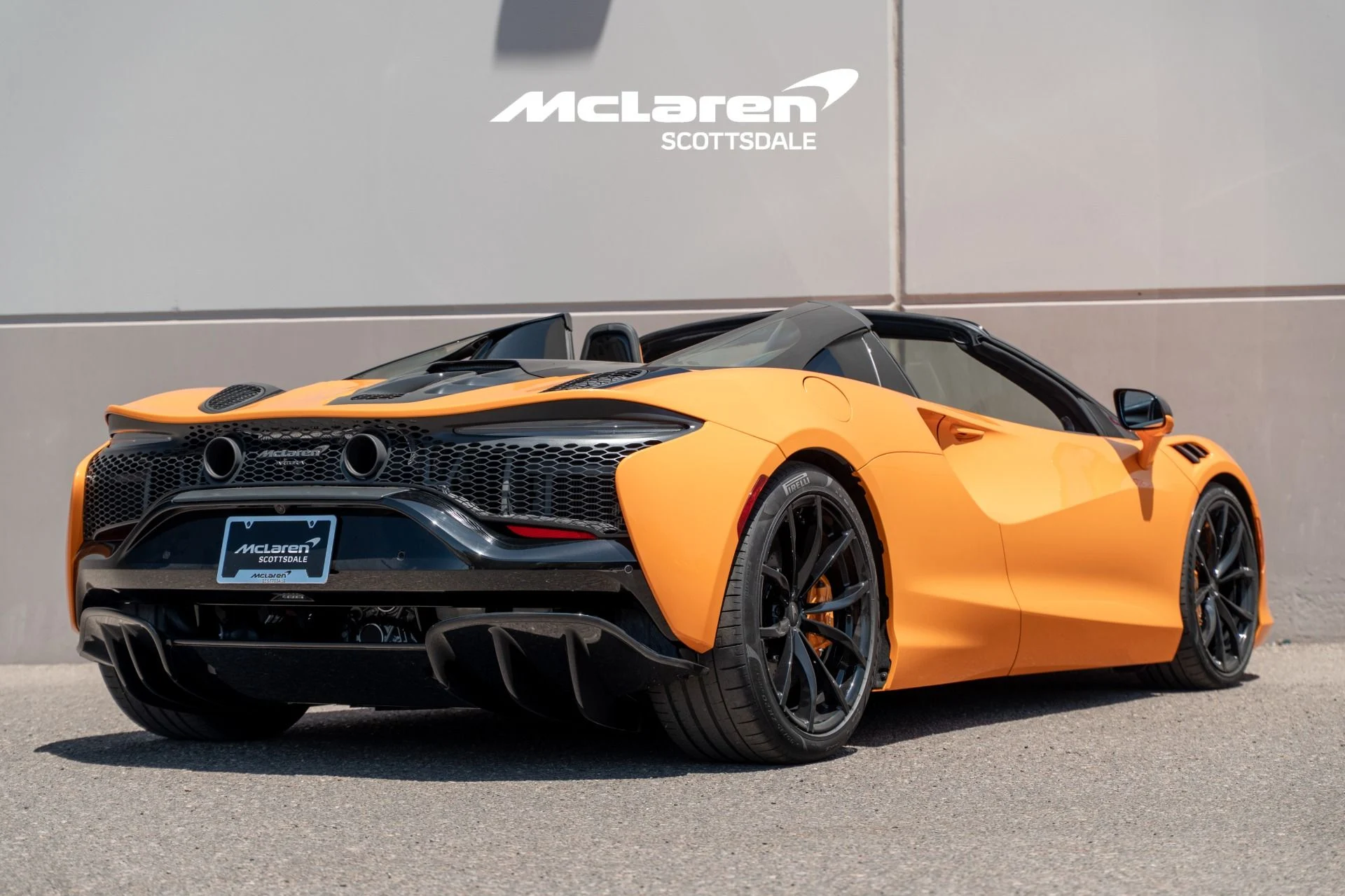 mph006_4105560146_Used_2025_MCLAREN_ARTURA_1785518984_7d6fc176ca