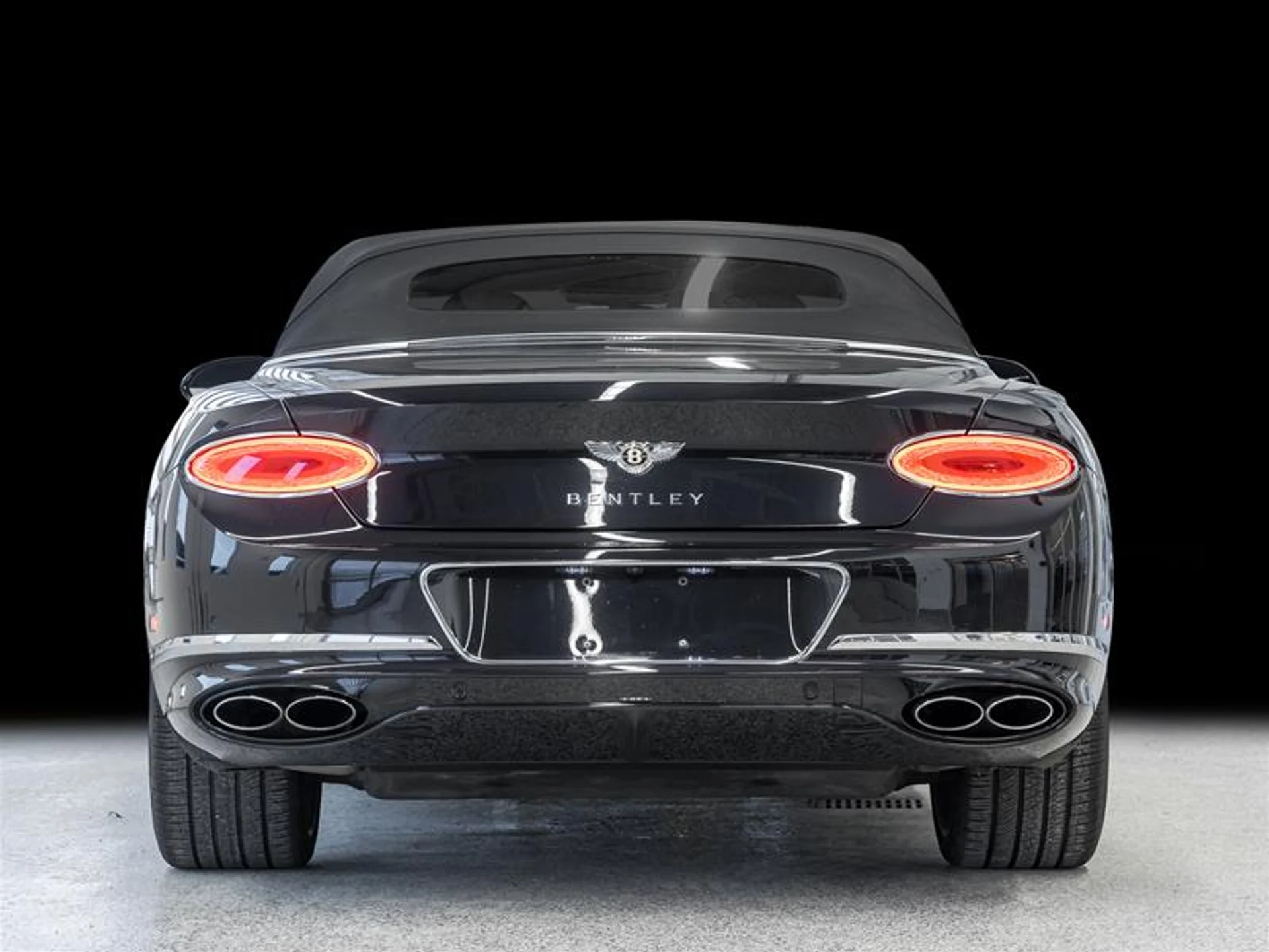 mph006_4106532925_11642317_1585477332_5a0512ce59