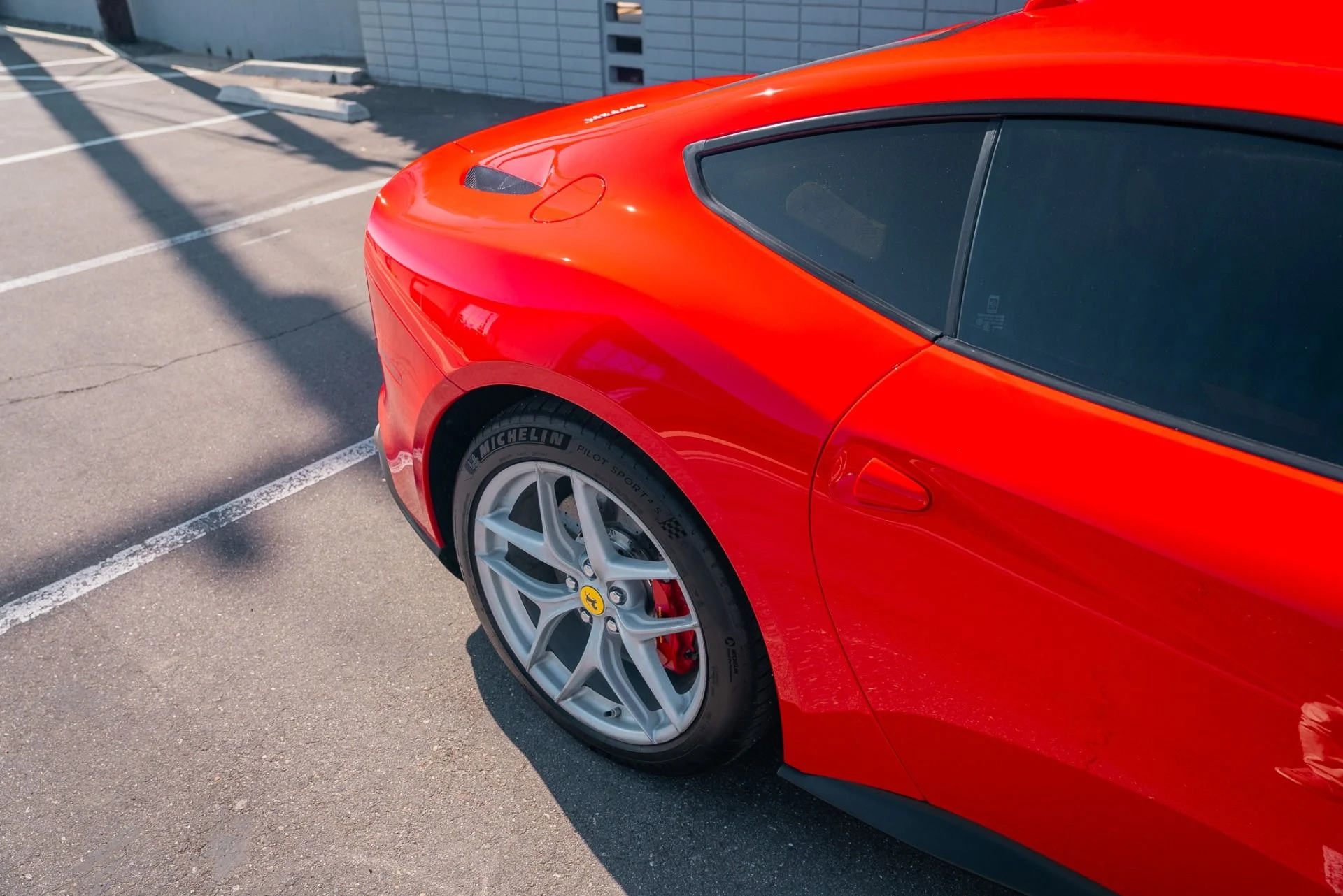 mph006_4116283353_Used_2017_Ferrari_F12berlinetta_1762288797_730255d52b