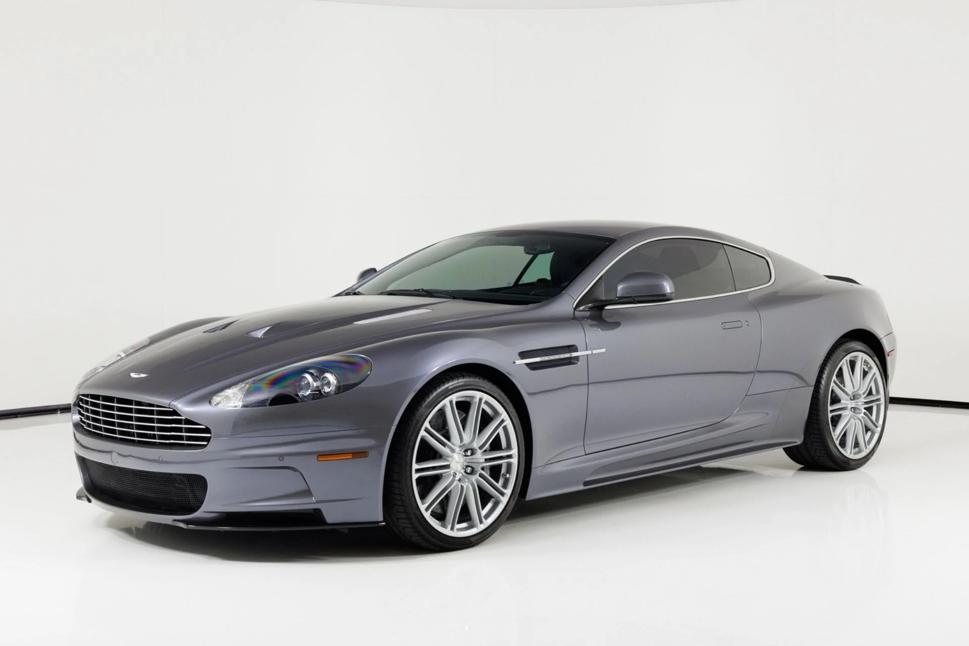 mph006_4116897029_Used_2010_Aston_Martin_DBS_1792190088_9d0124fdb1
