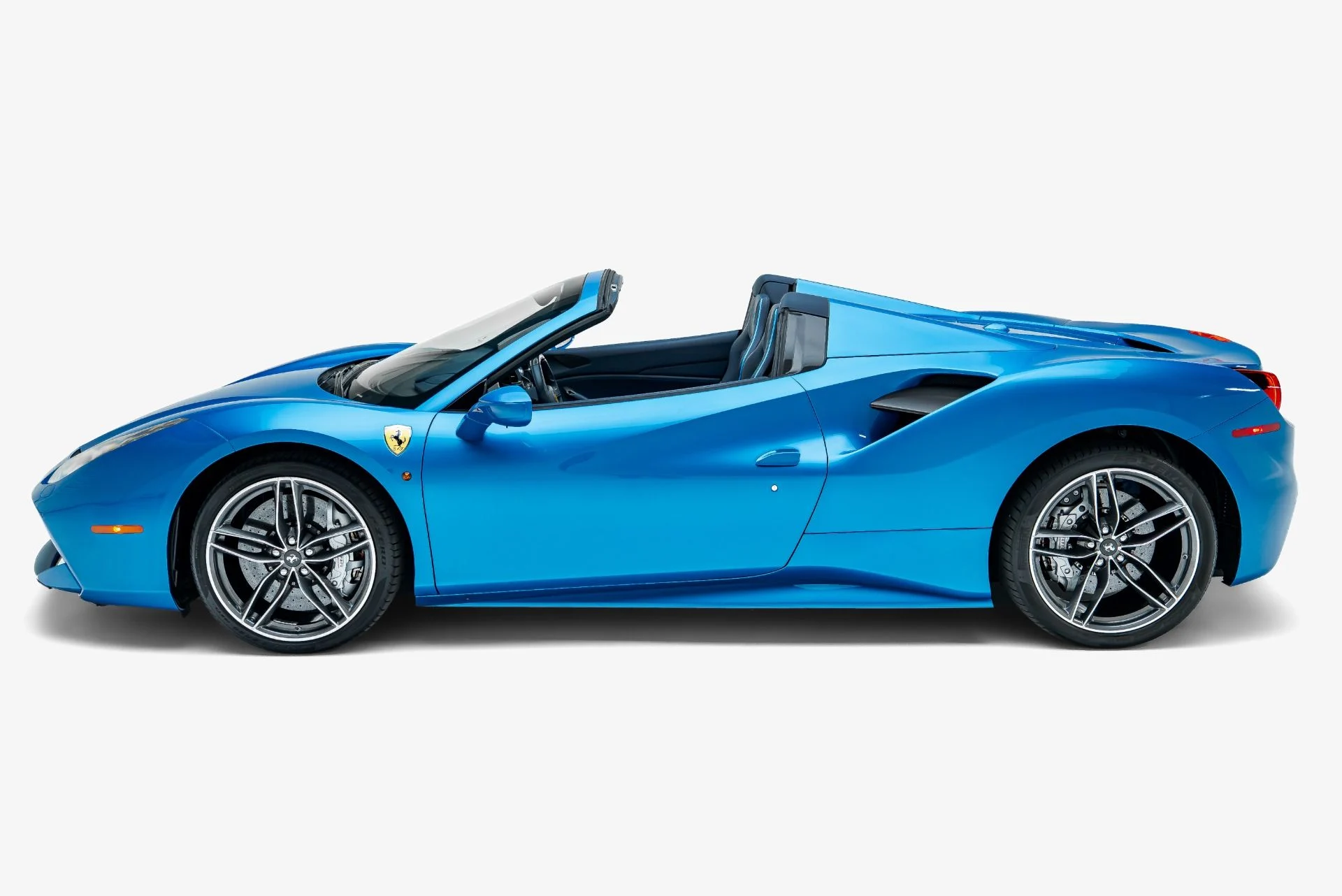 mph006_411890131_Used_2019_Ferrari_488_Spider_1790895934_777f32d386