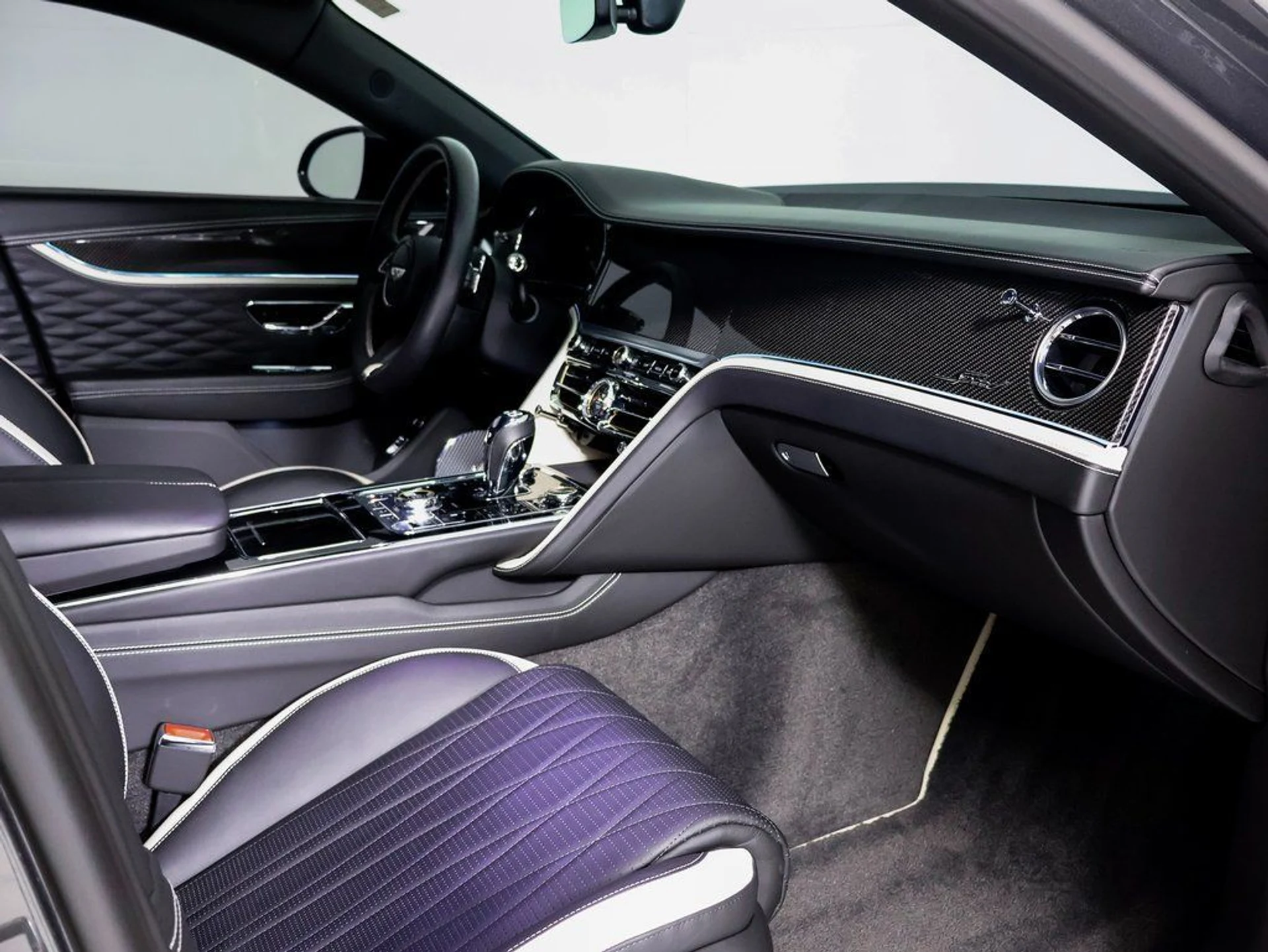 mph006_4120258080_4d361536faf37d9cb8623b28b4686aebx_01079f2b4e