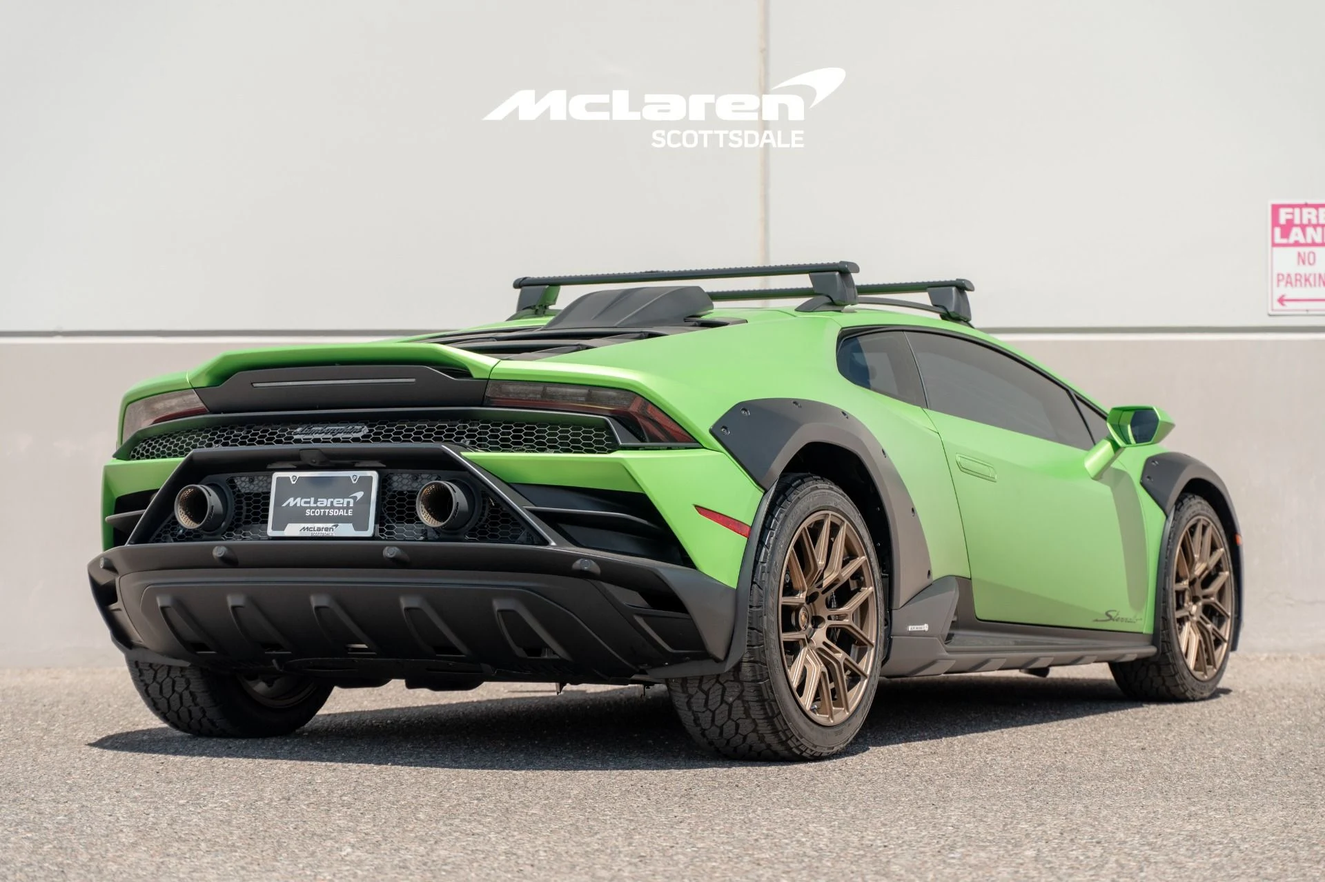 mph006_4125700165_Used_2024_LAMBORGHINI_HURACAN_STERRATO_Sterrato_1788547213_2cab5fd729
