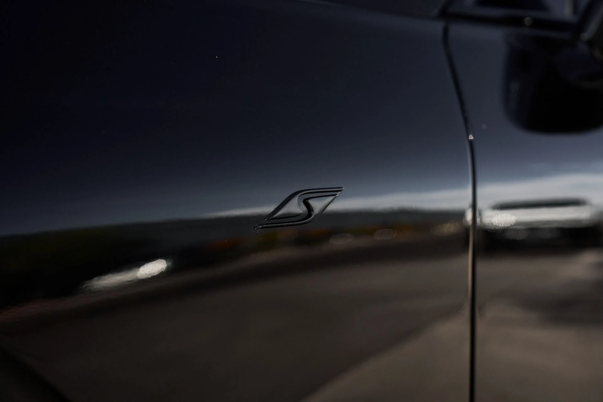 mph006_4127153567_Used_2023_Bentley_Continental_GT_V8_S_1763084103_832d32165f