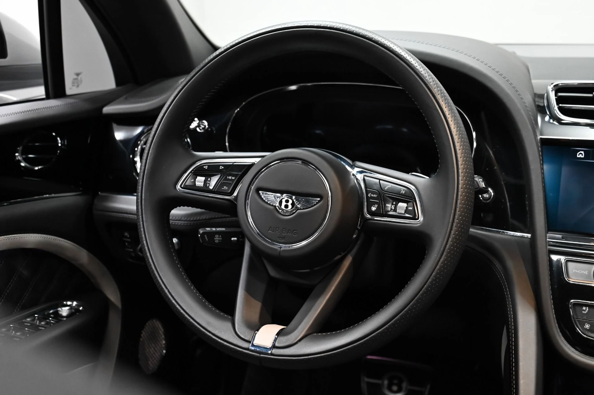 mph006_413565161_Used_2022_Bentley_Bentayga_Speed_1754348236_012651cc1d