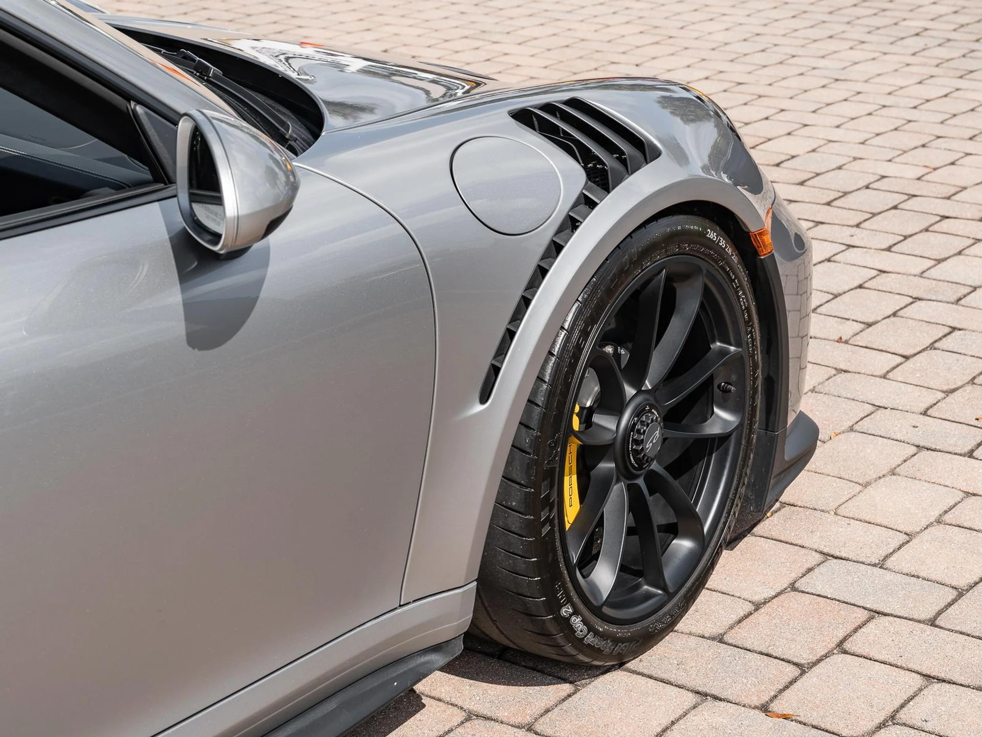 mph006_4136134346_Used_2019_Porsche_911_GT_3_RS_1771496237_a3d2138fa7