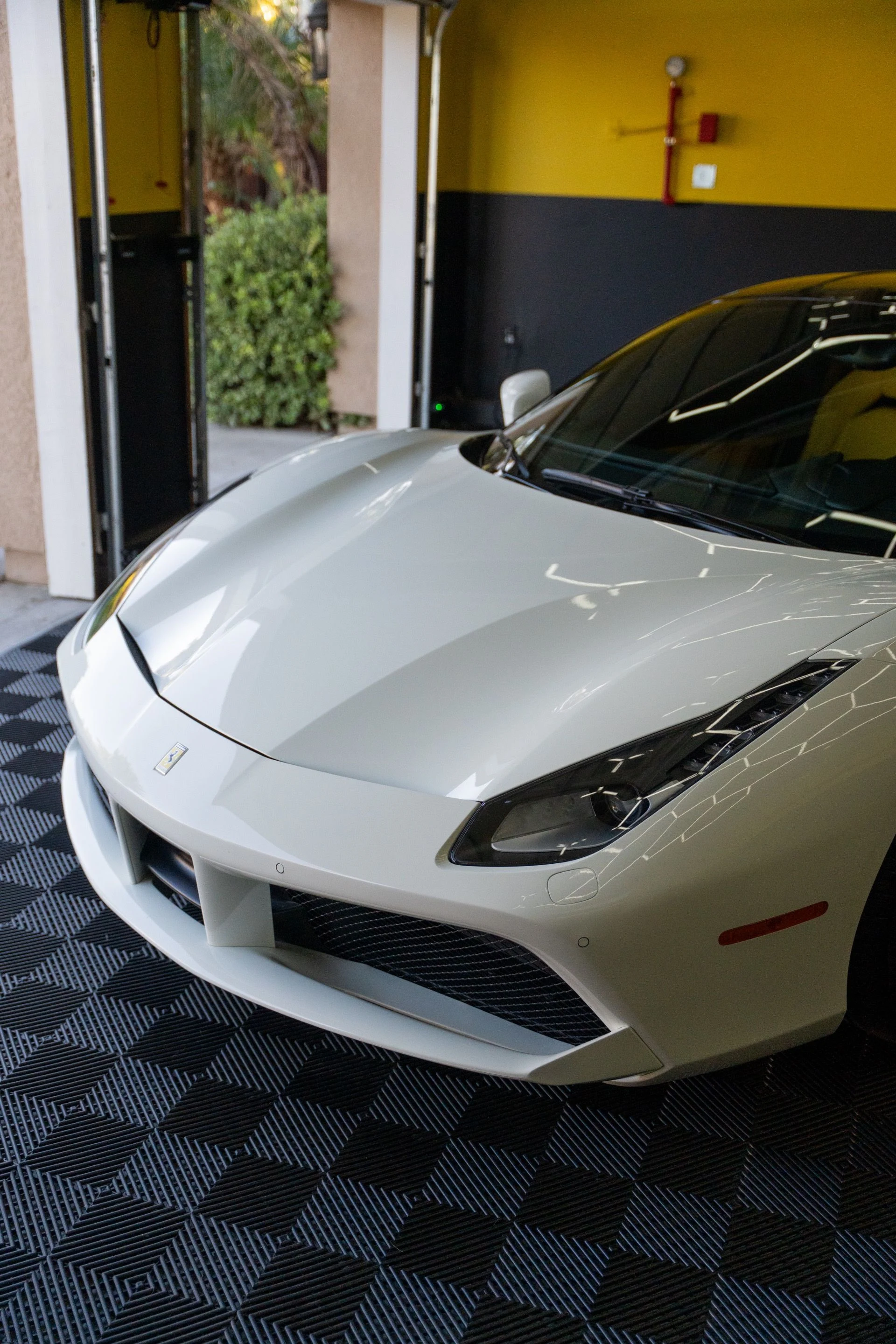 mph006_4137278103_Used_2016_Ferrari_488_GTB_1792438951_4aae6870e5