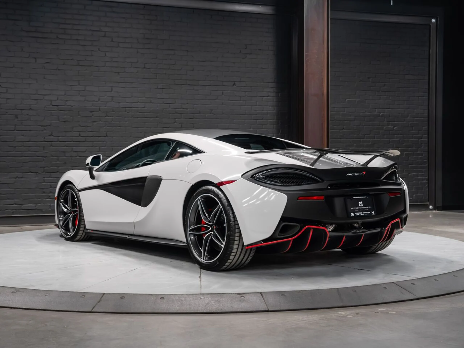 mph006_4143961688_mclaren_570s_2017_b2703d98bc