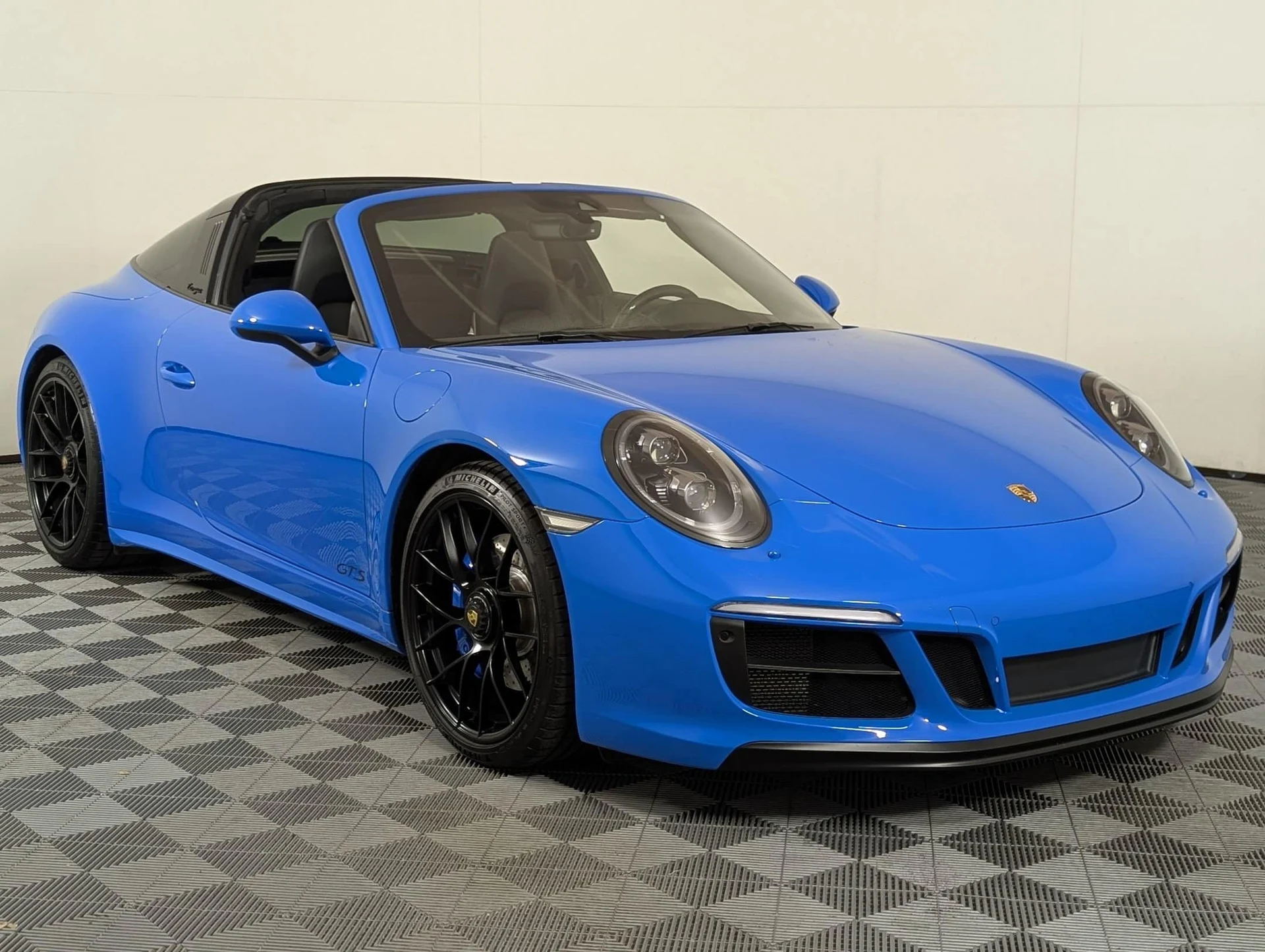 mph006_4151068745_331d1f22ce93b26e391a19ce2ae599a6x_c1c1f75ef3