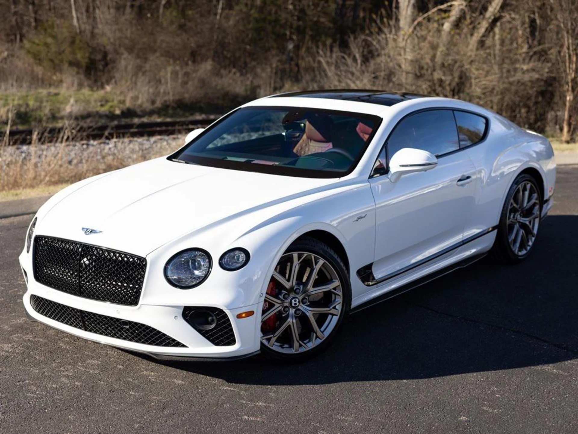 mph006_416014983_488810293_6969d33c4e0e5eb81a315c89_1760fa65a9