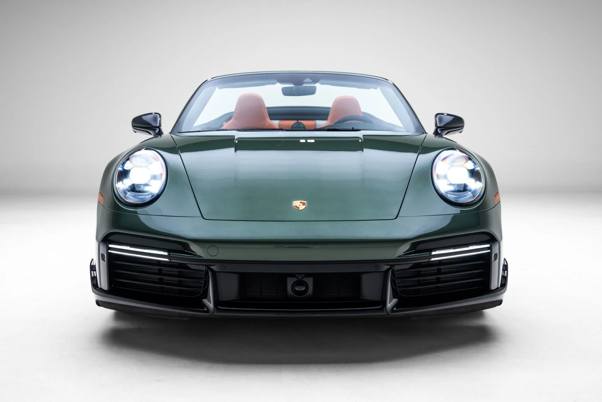 mph006_4167008391_Used_2024_Porsche_911_Turbo_S_Cab_1775066595_316557605f