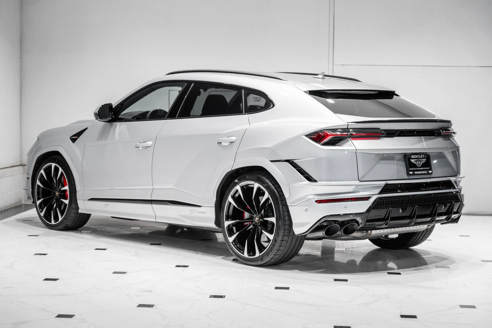 mph006_4169545244_Used_2024_Lamborghini_Urus_S_1773253277_9a80c29f1b
