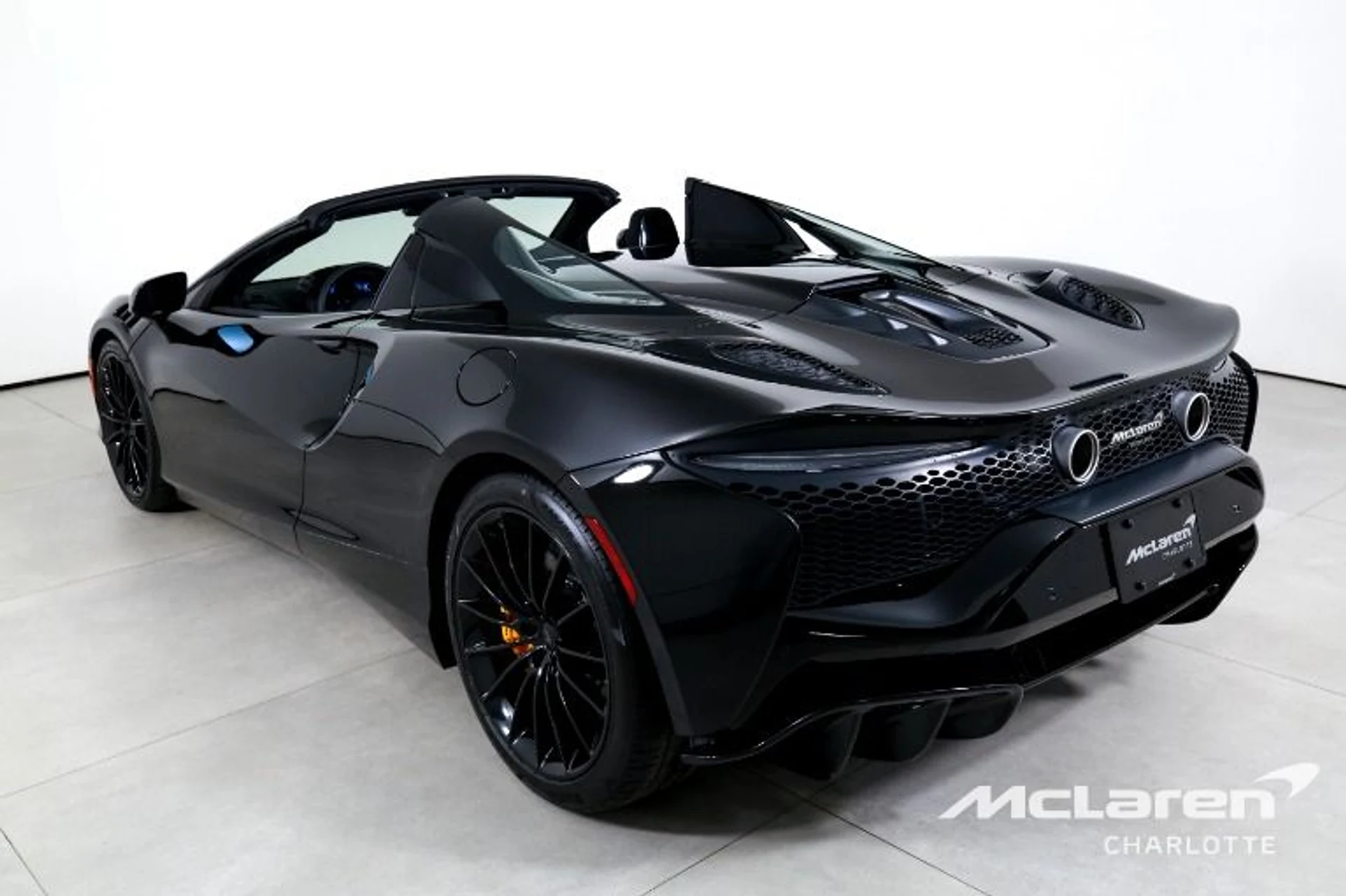 mph006_4169600922_New_2026_Mc_Laren_Artura_Spider_2b475e8bc1