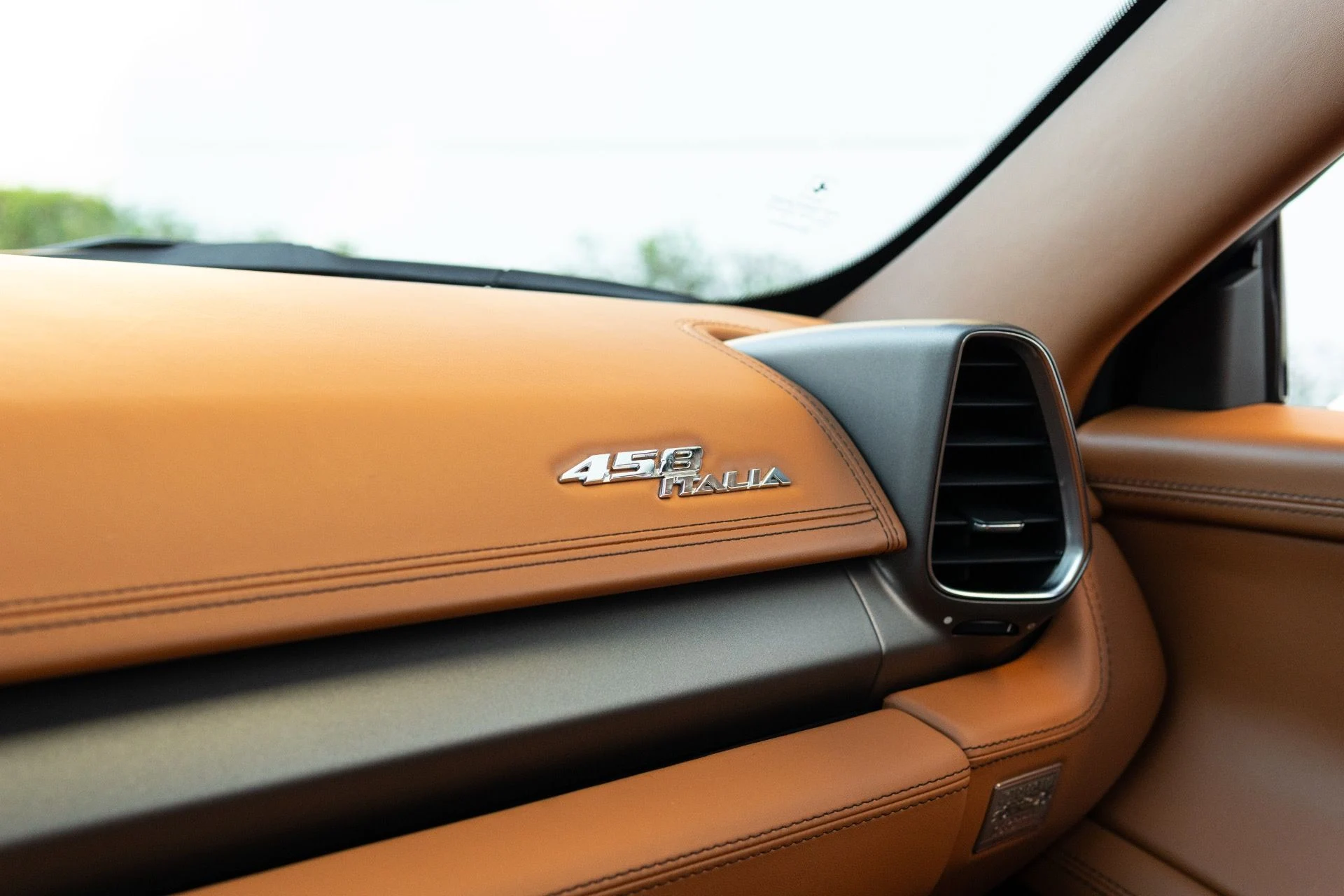 mph006_4175501402_Used_2011_Ferrari_458_Italia_1767072151_cfa39053c0